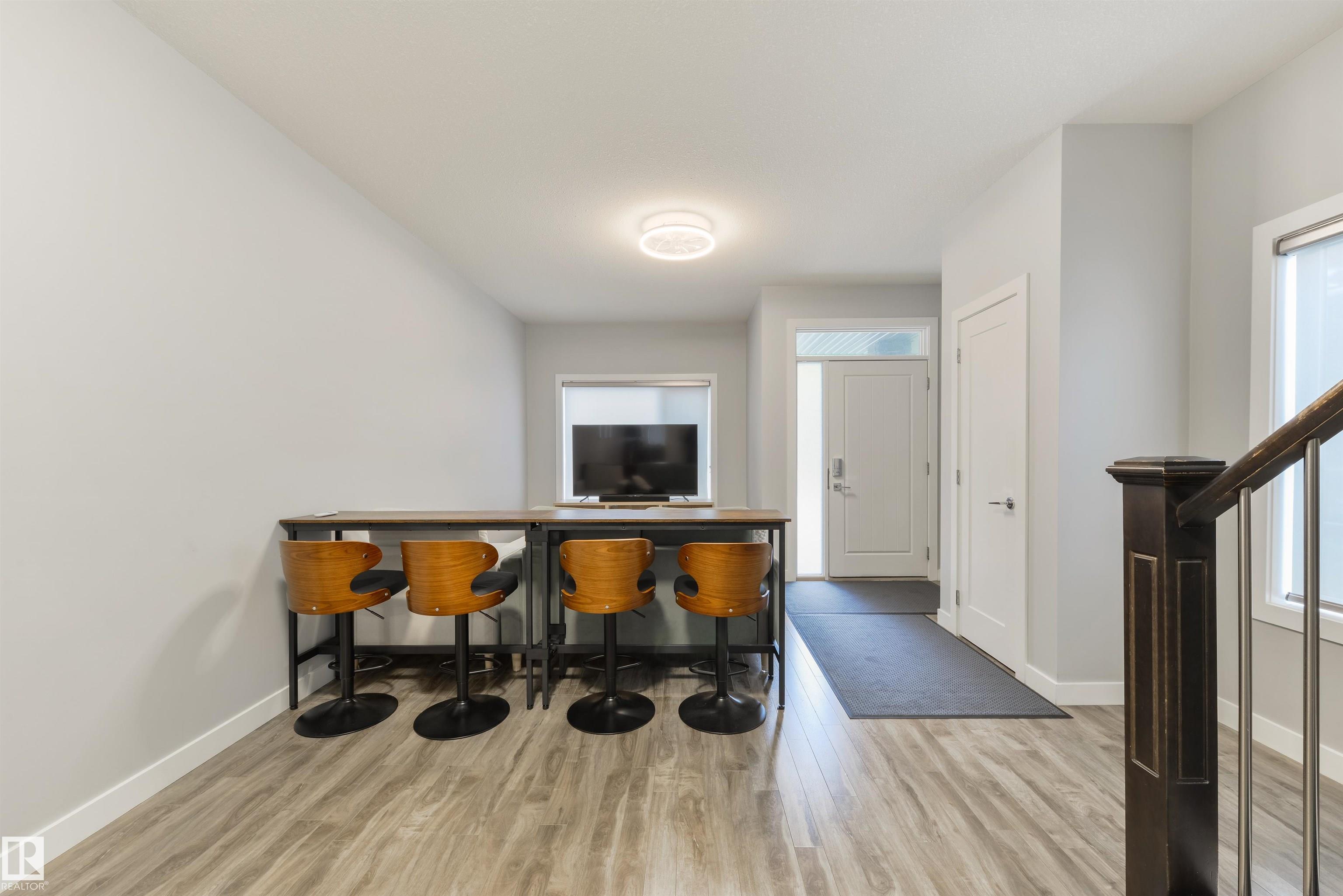 Photo 10 at 10511 154 Street NW, Canora, Edmonton