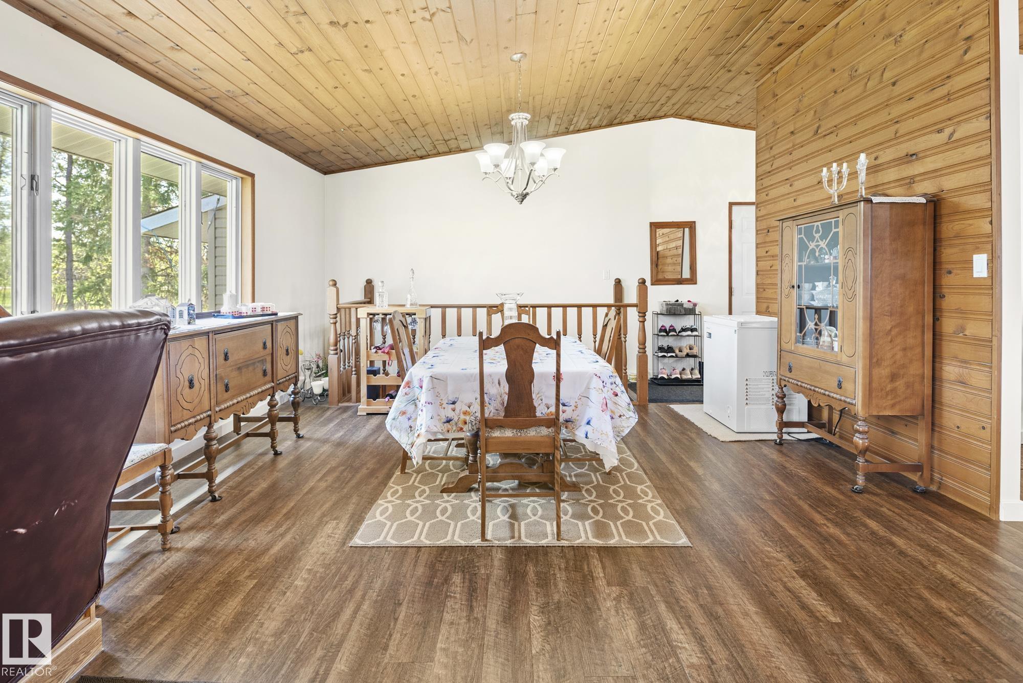 Photo 14 at 19 - 56420 Rge Road 231, Gibbonslea, Rural Sturgeon County