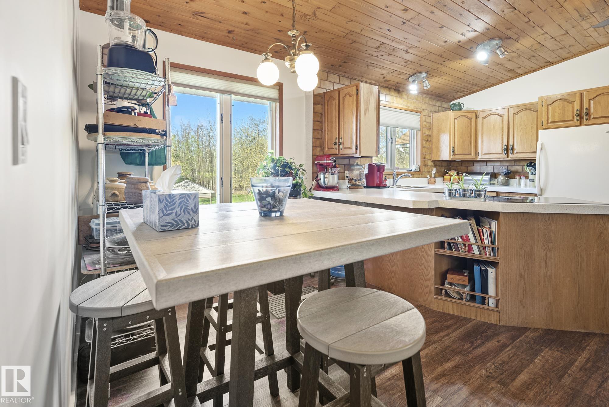 Photo 7 at 19 - 56420 Rge Road 231, Gibbonslea, Rural Sturgeon County