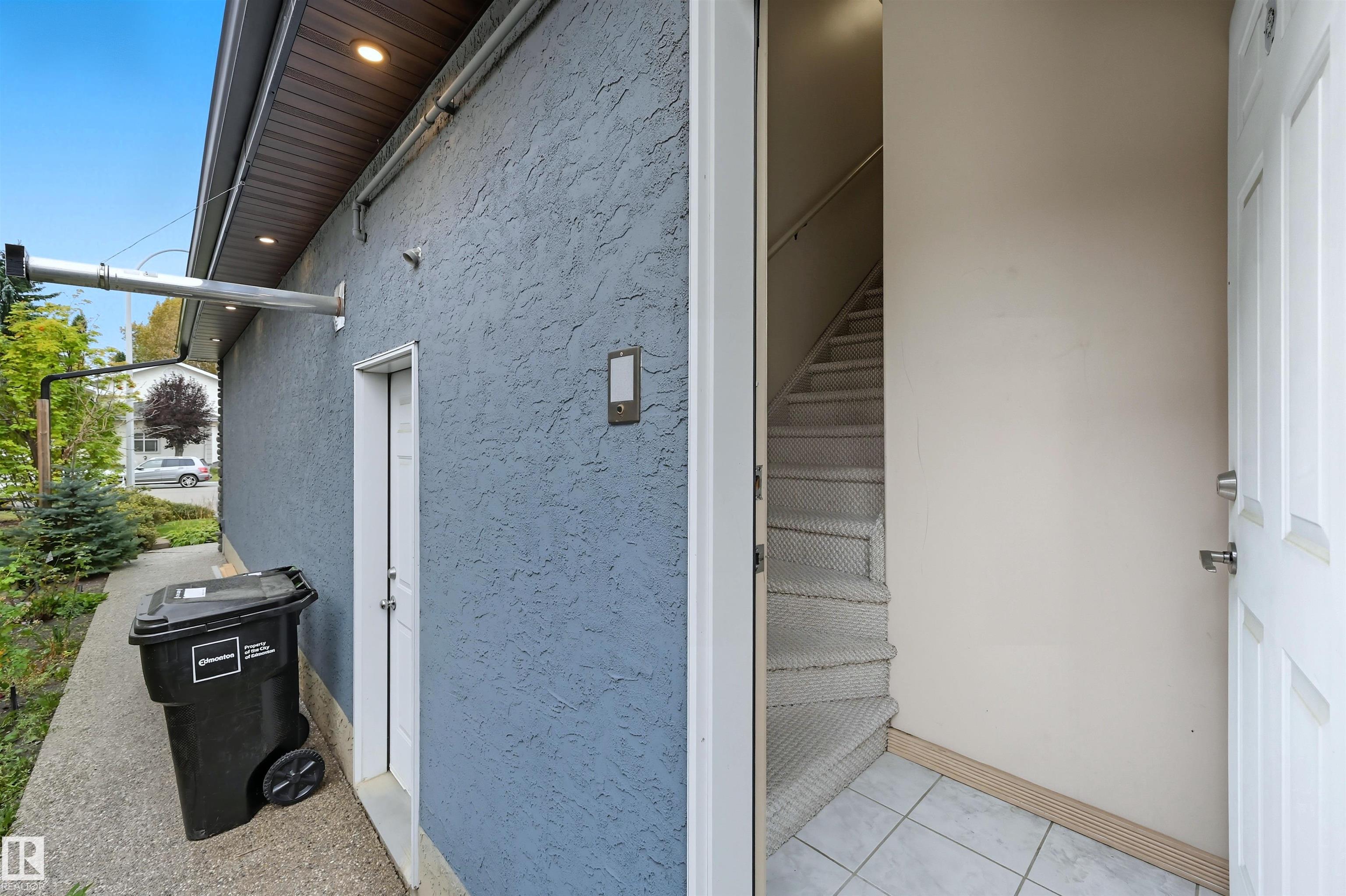 Photo 41 at 690 Henderson Street NW, Henderson Estates, Edmonton