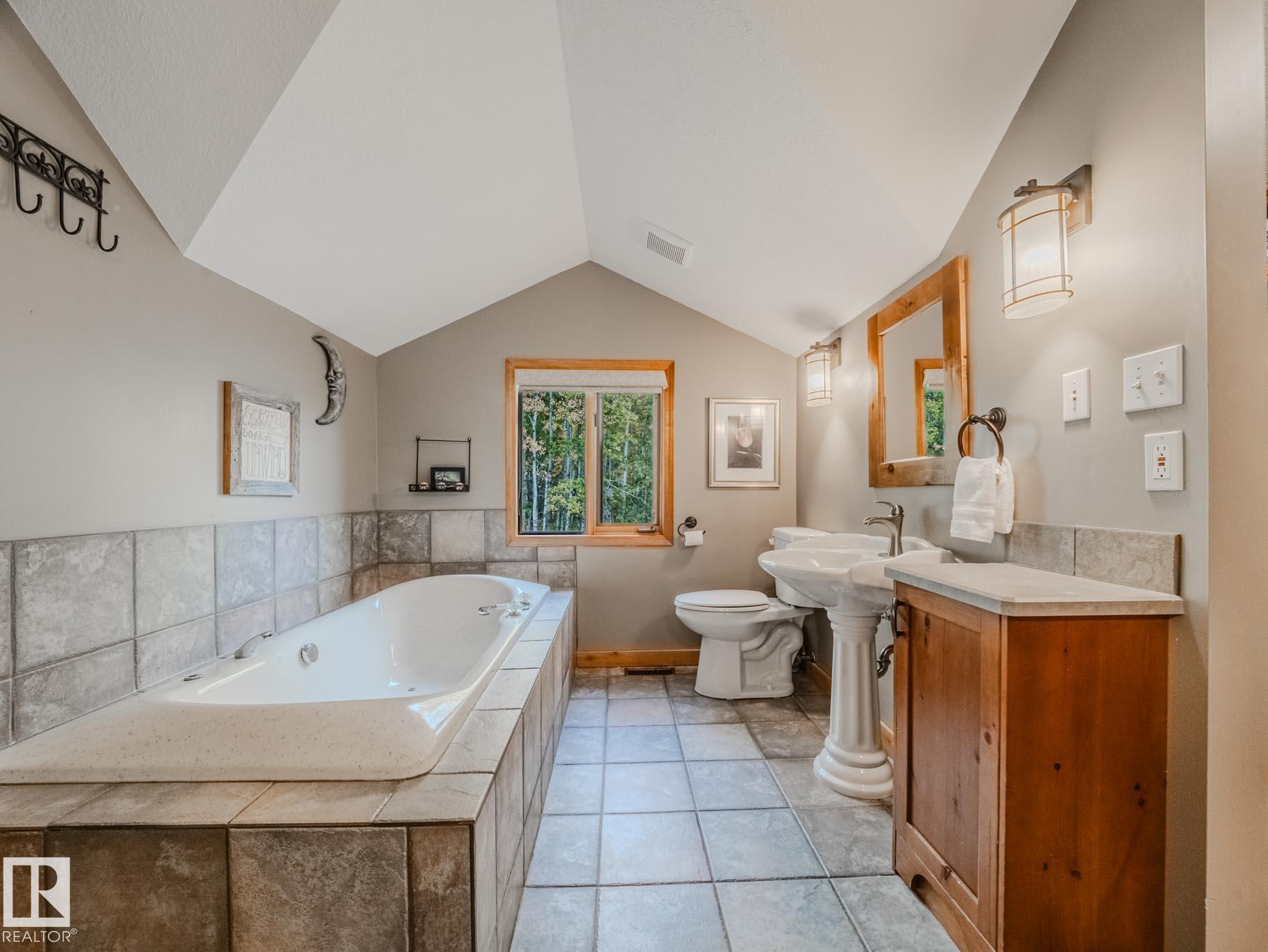 Photo 35 at 1524 Parkland Drive SW, Scenic View Estates, Rural Parkland County
