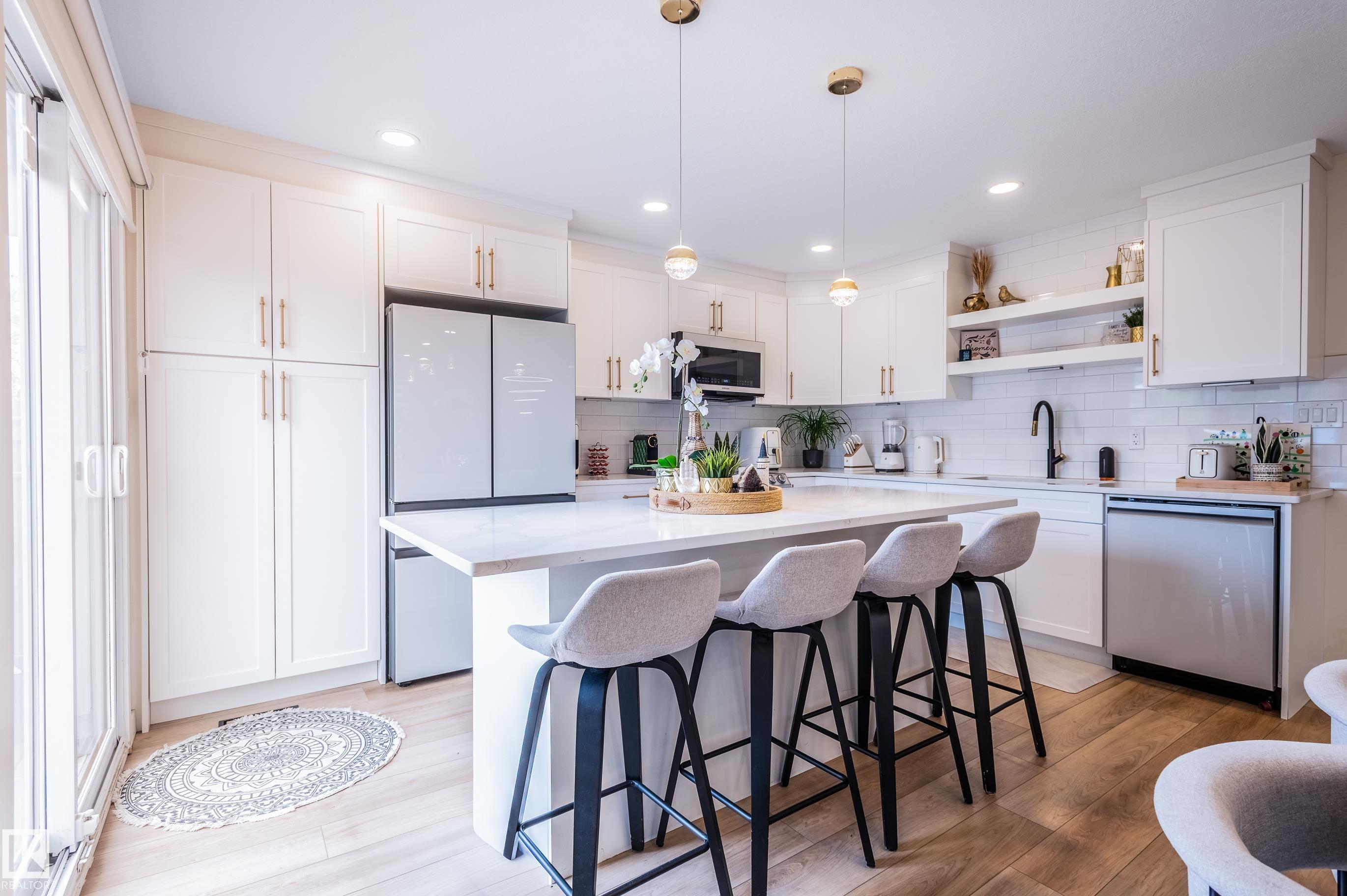 Photo 13 at 17327 106 Street NW, Baturyn, Edmonton