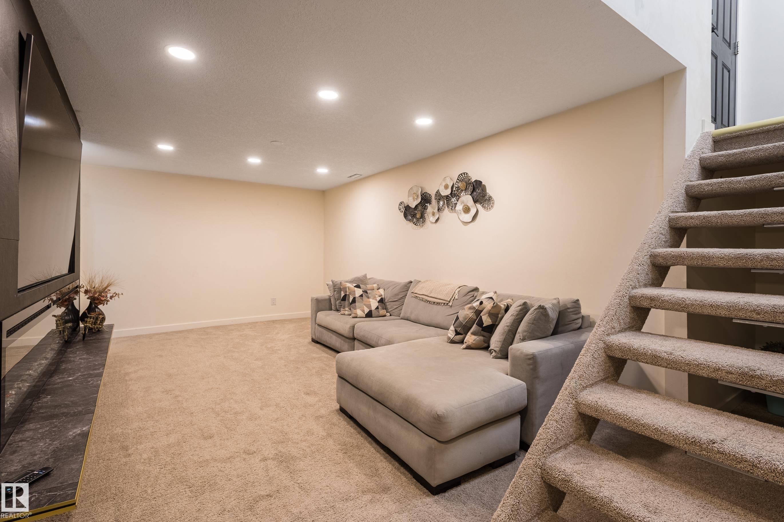 Photo 37 at 17327 106 Street NW, Baturyn, Edmonton