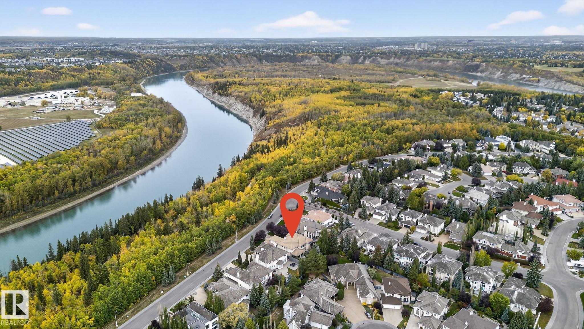 Photo 3 at 473 Heffernan Drive NW, Henderson Estates, Edmonton