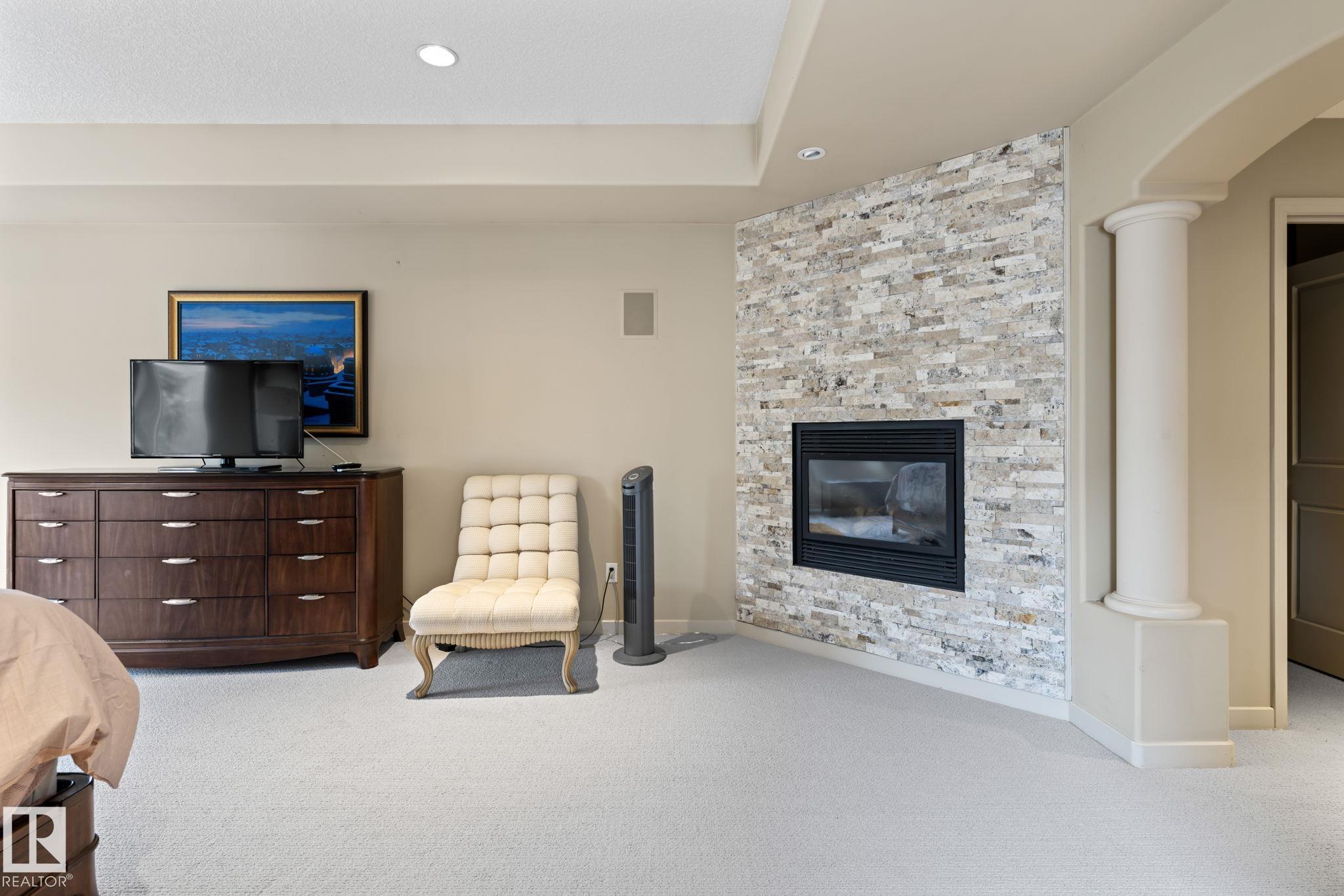 Photo 32 at 473 Heffernan Drive NW, Henderson Estates, Edmonton