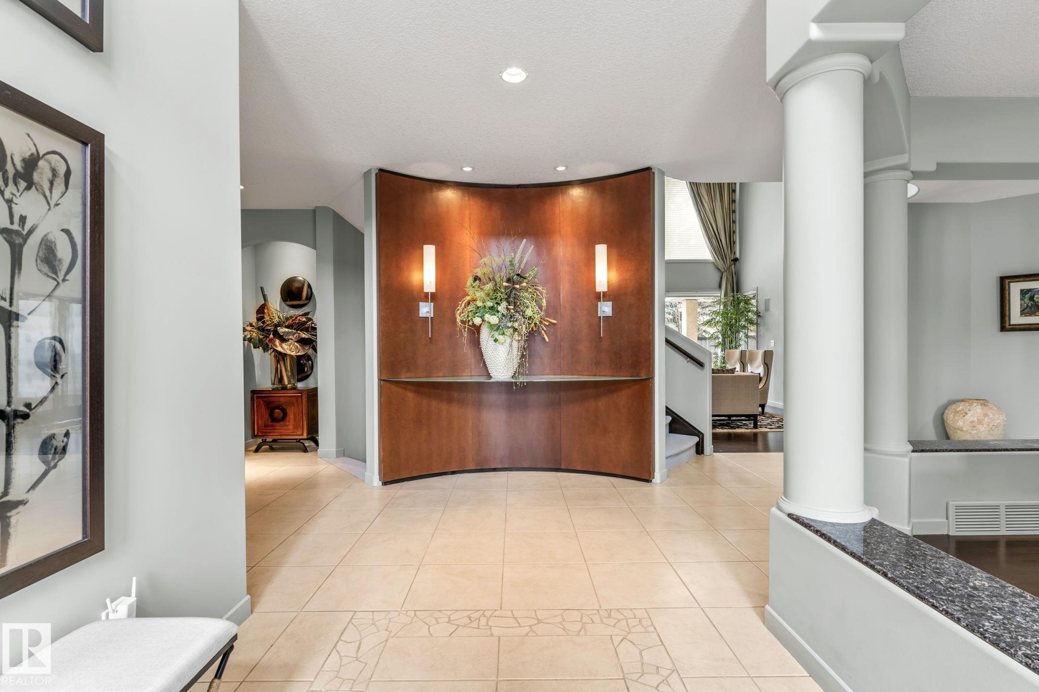 Photo 5 at 473 Heffernan Drive NW, Henderson Estates, Edmonton