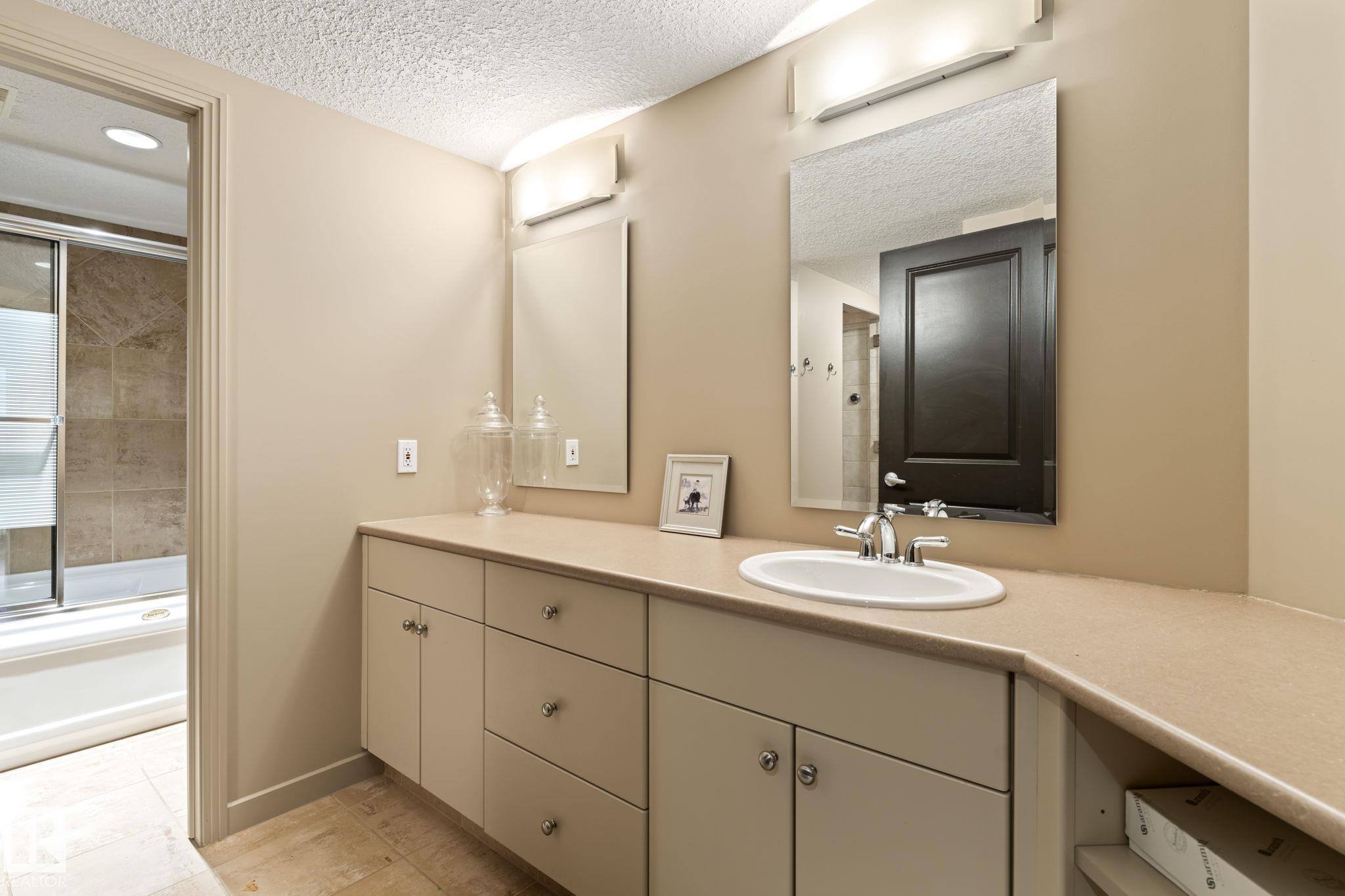 Photo 62 at 473 Heffernan Drive NW, Henderson Estates, Edmonton