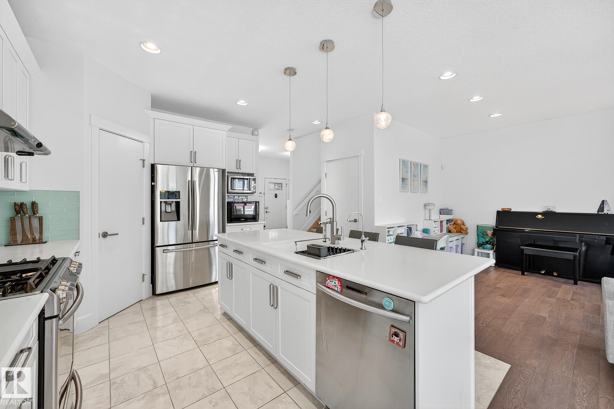 Photo 22 at 5203 Admiral Walter Hose Street NW, Griesbach, Edmonton