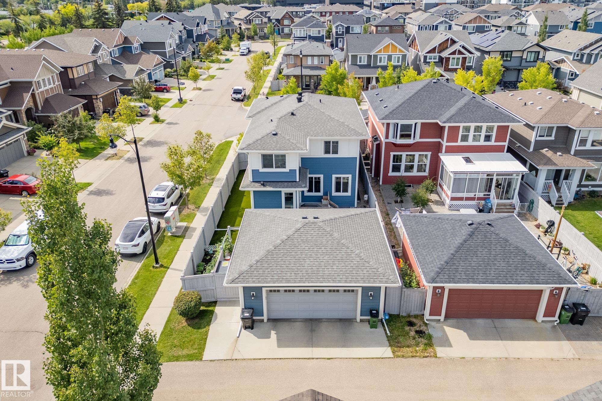 Photo 4 at 5203 Admiral Walter Hose Street NW, Griesbach, Edmonton