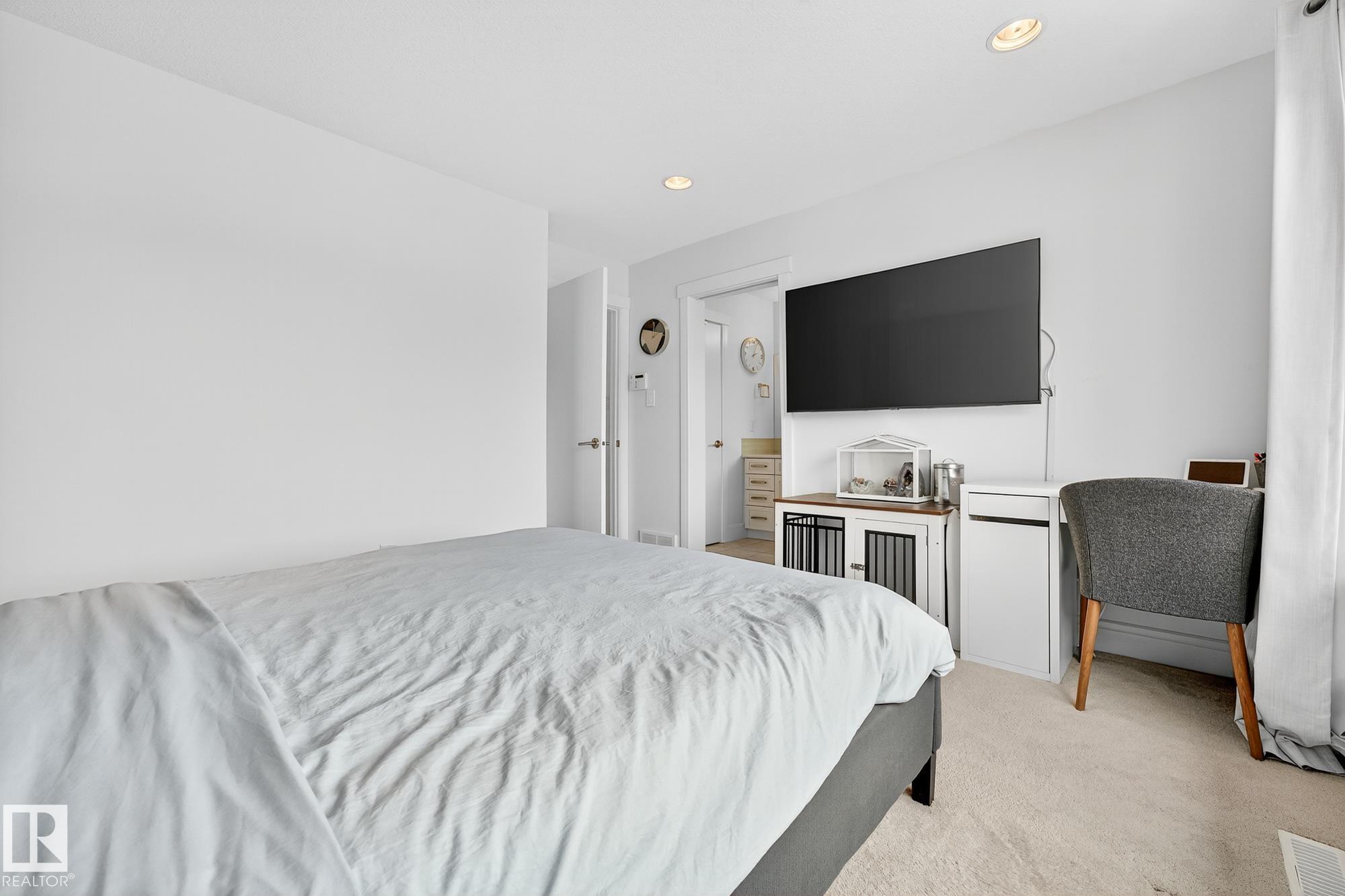 Photo 38 at 5203 Admiral Walter Hose Street NW, Griesbach, Edmonton