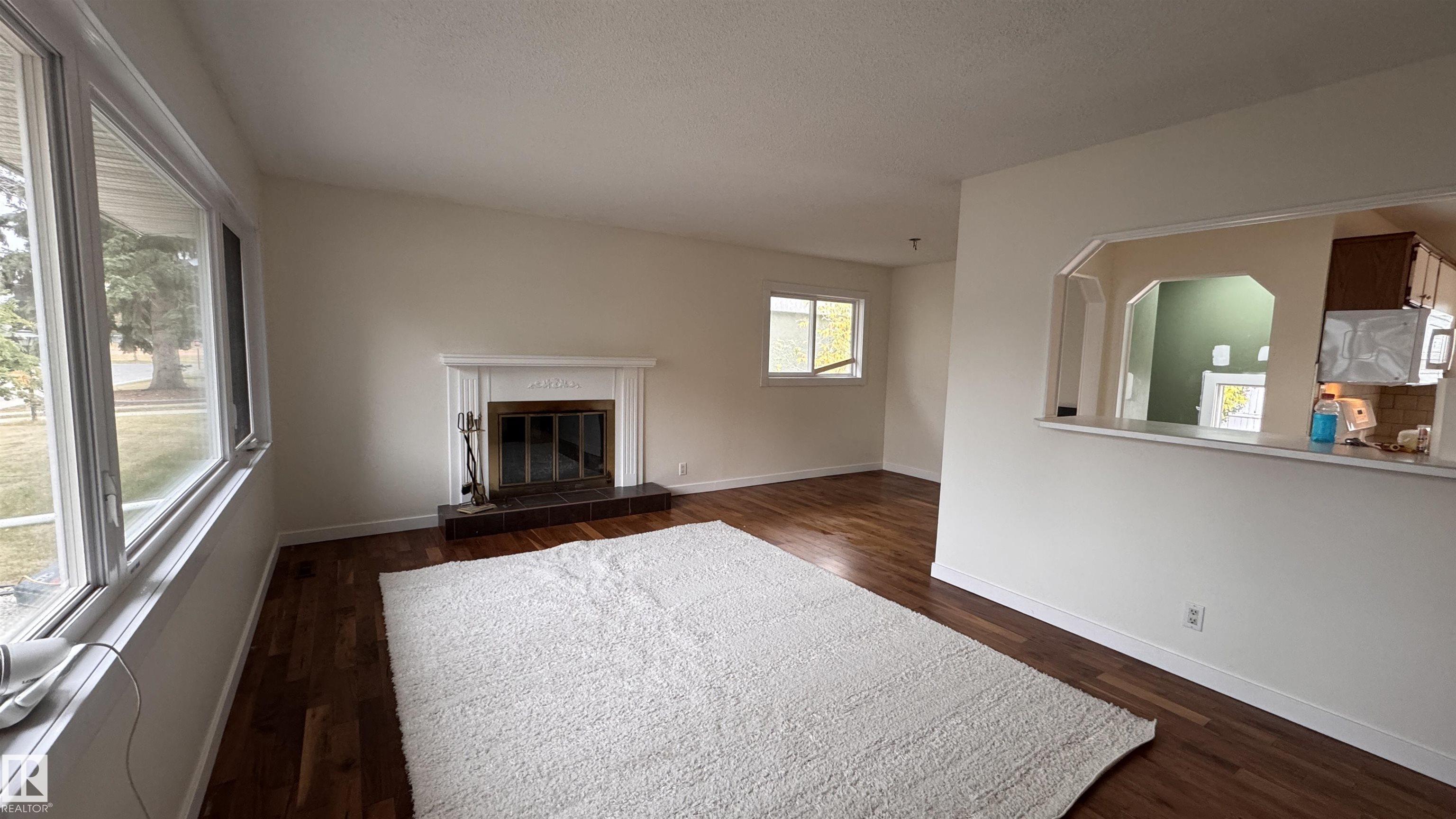 Photo 17 at 11022 160a Street NW, Mayfield, Edmonton