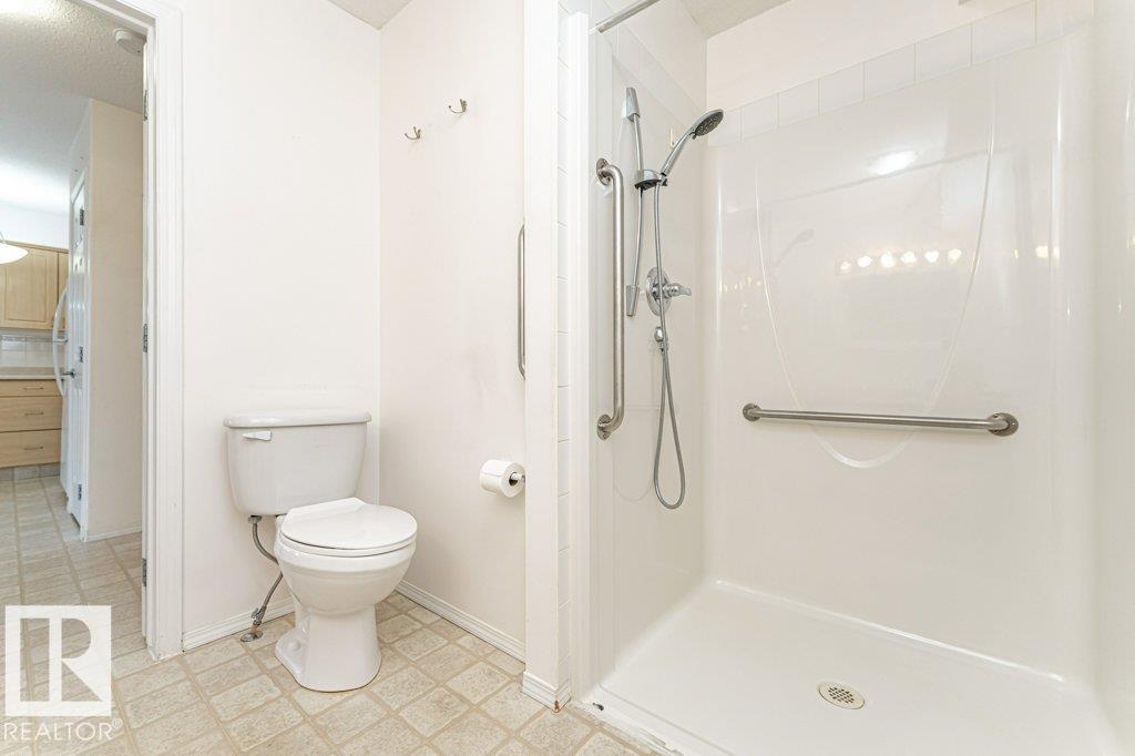 Photo 10 at 214 - 8802 Southfort Drive, South Fort, Fort Saskatchewan
