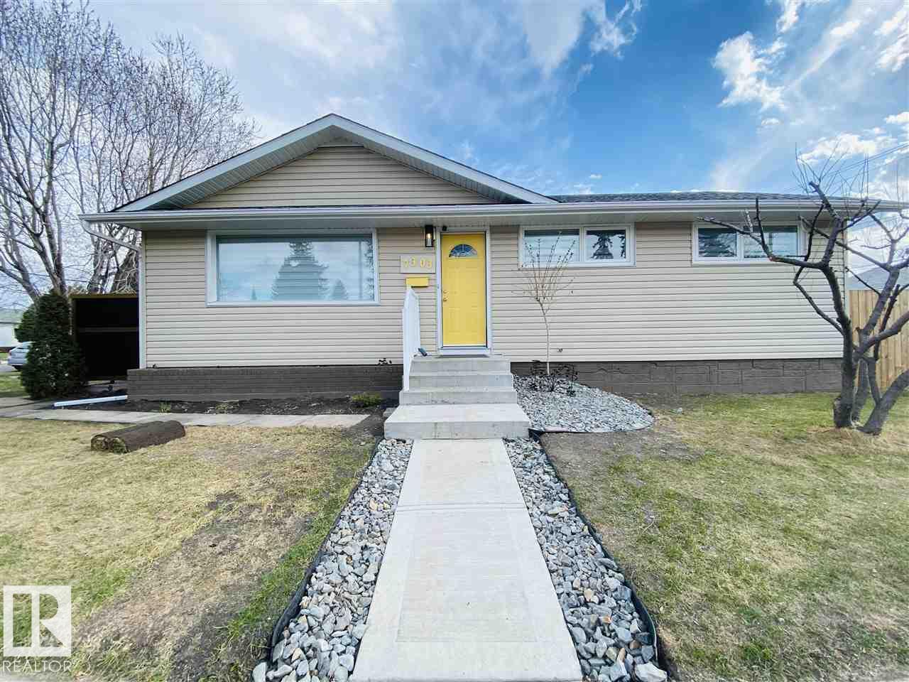 7303 90 Avenue NW, Kenilworth, Edmonton 