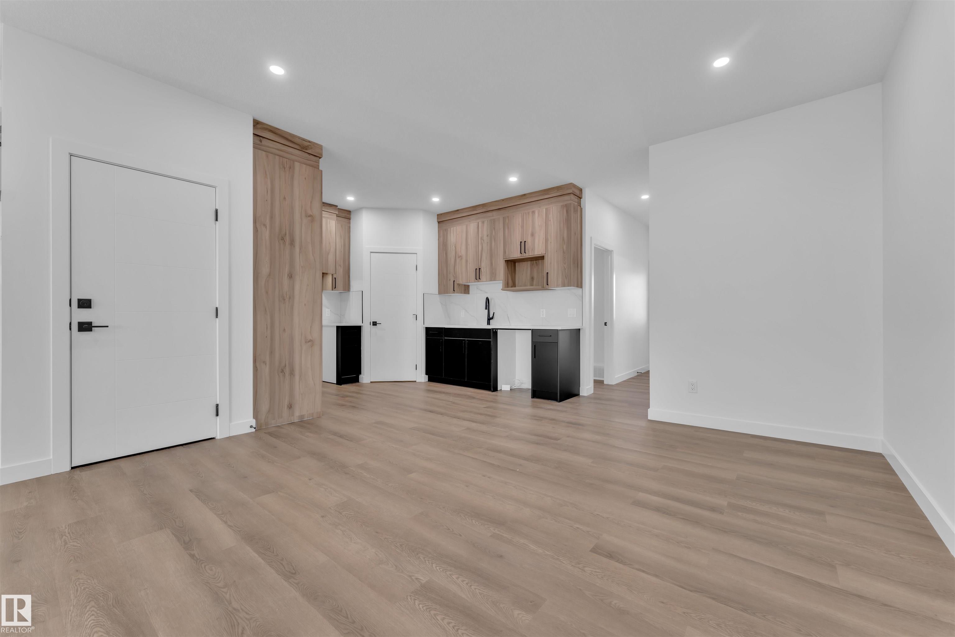 Photo 11 at 3604 39 Avenue, Azur, Beaumont