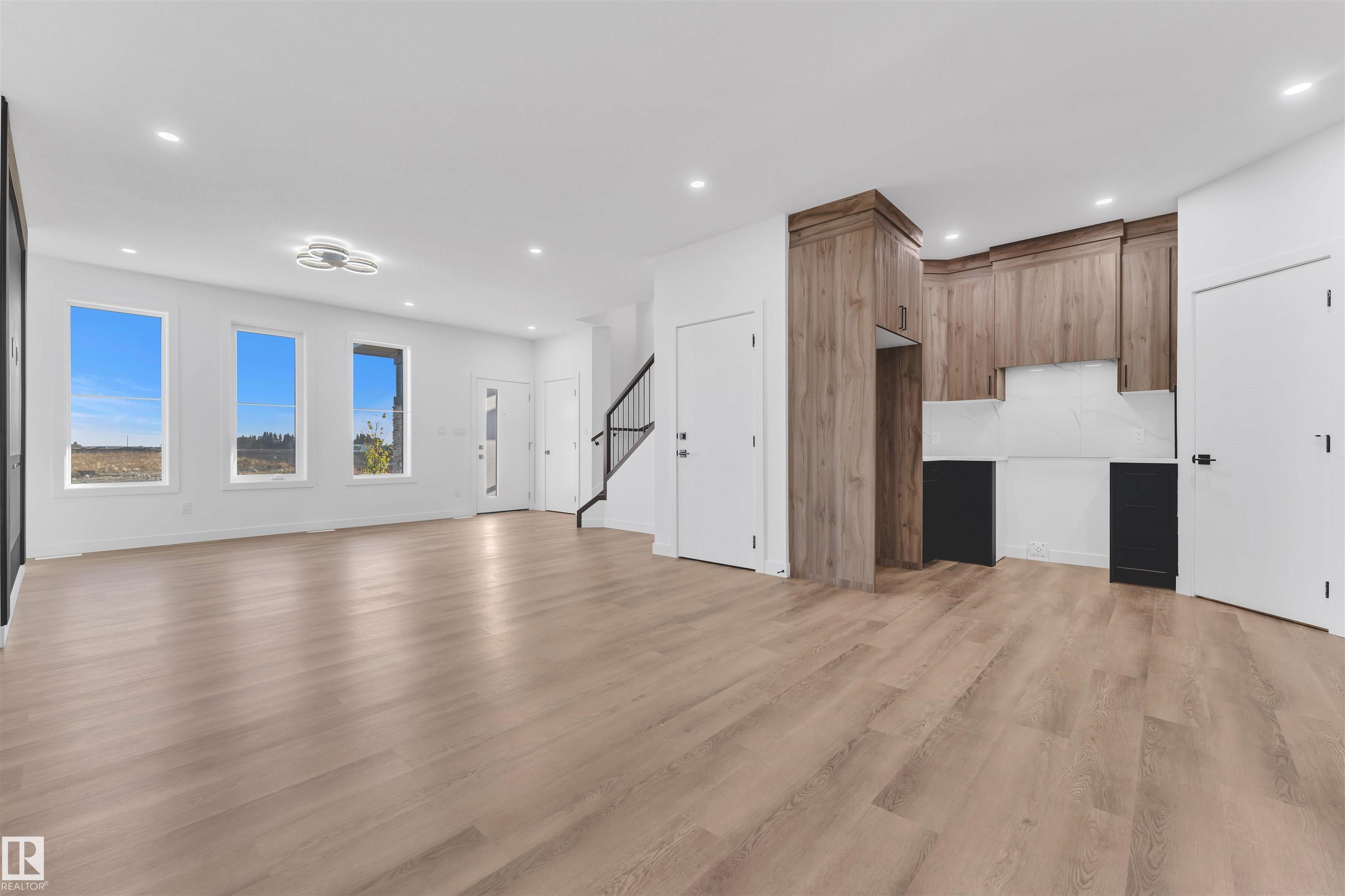 Photo 12 at 3604 39 Avenue, Azur, Beaumont