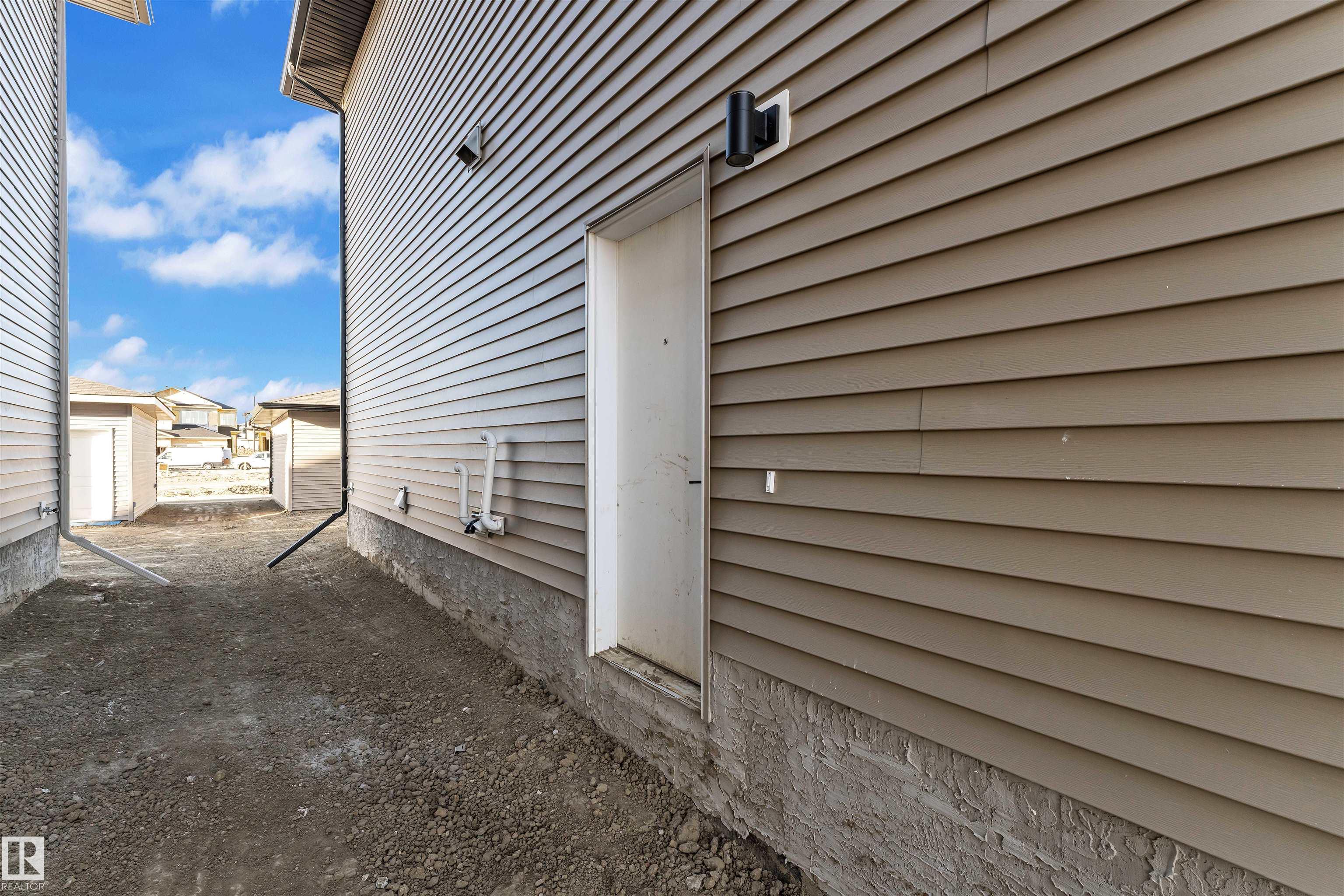 Photo 36 at 3604 39 Avenue, Azur, Beaumont