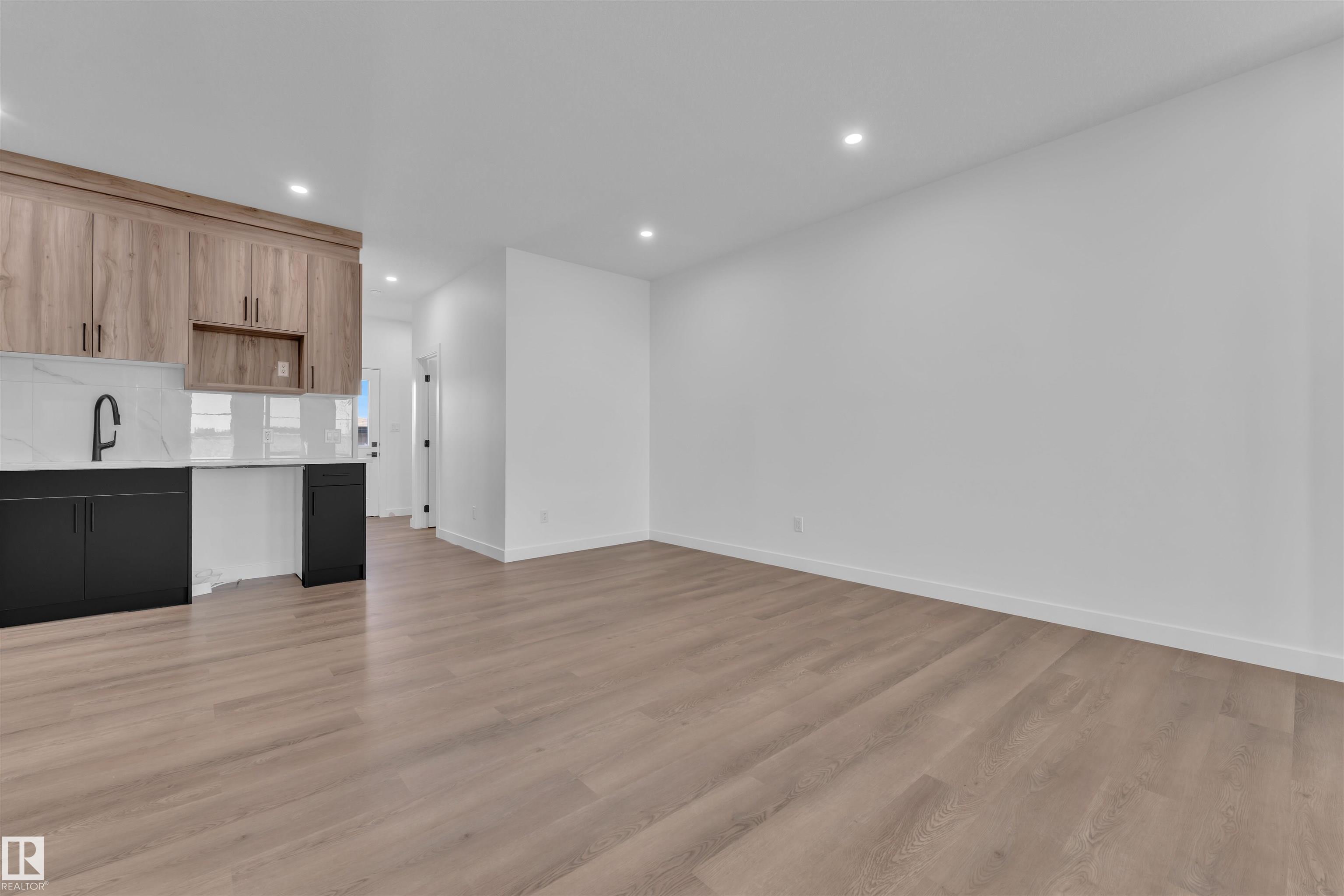 Photo 10 at 3604 39 Avenue, Azur, Beaumont