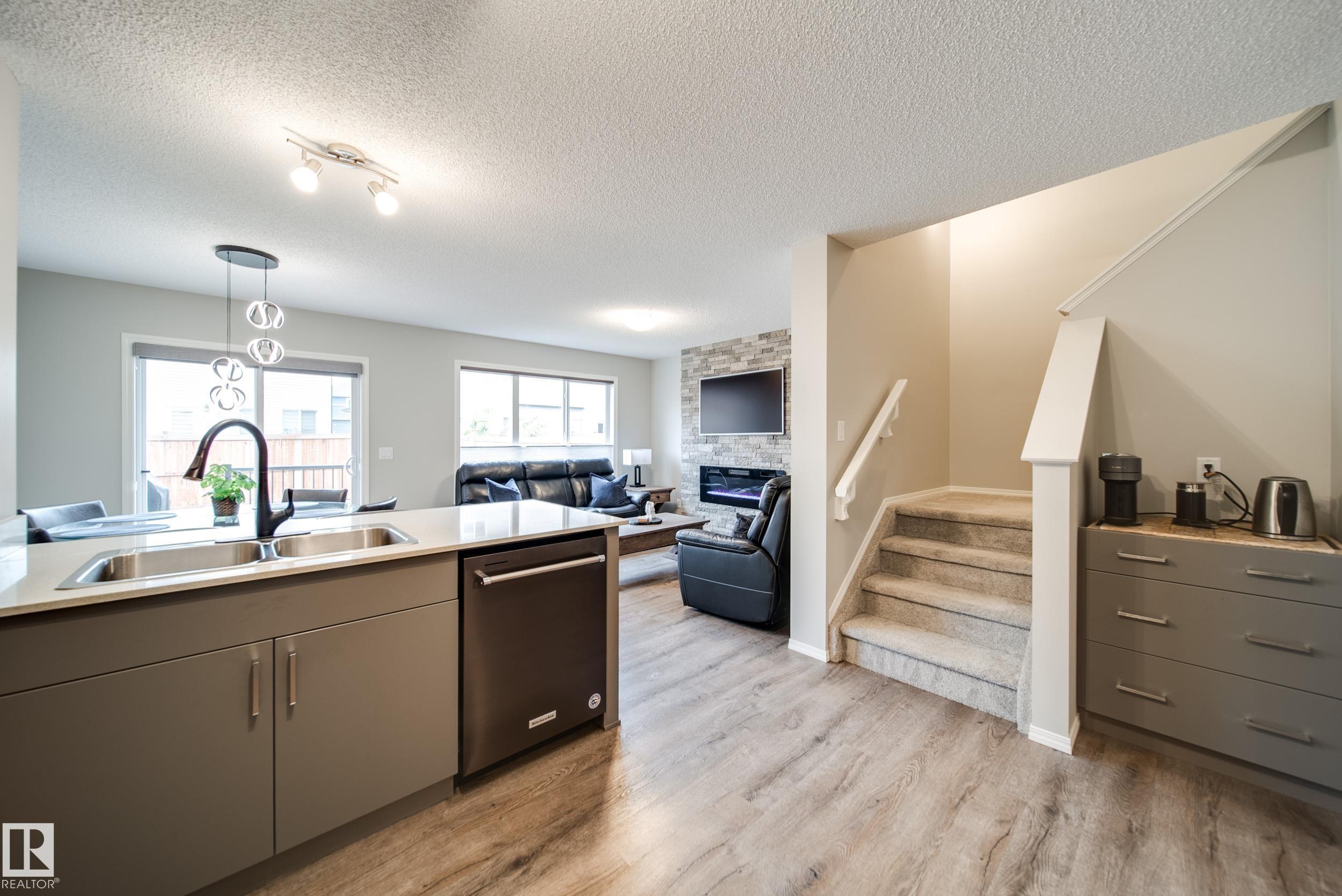 Photo 13 at 9040 Cooper Link SW, Chappelle Area, Edmonton