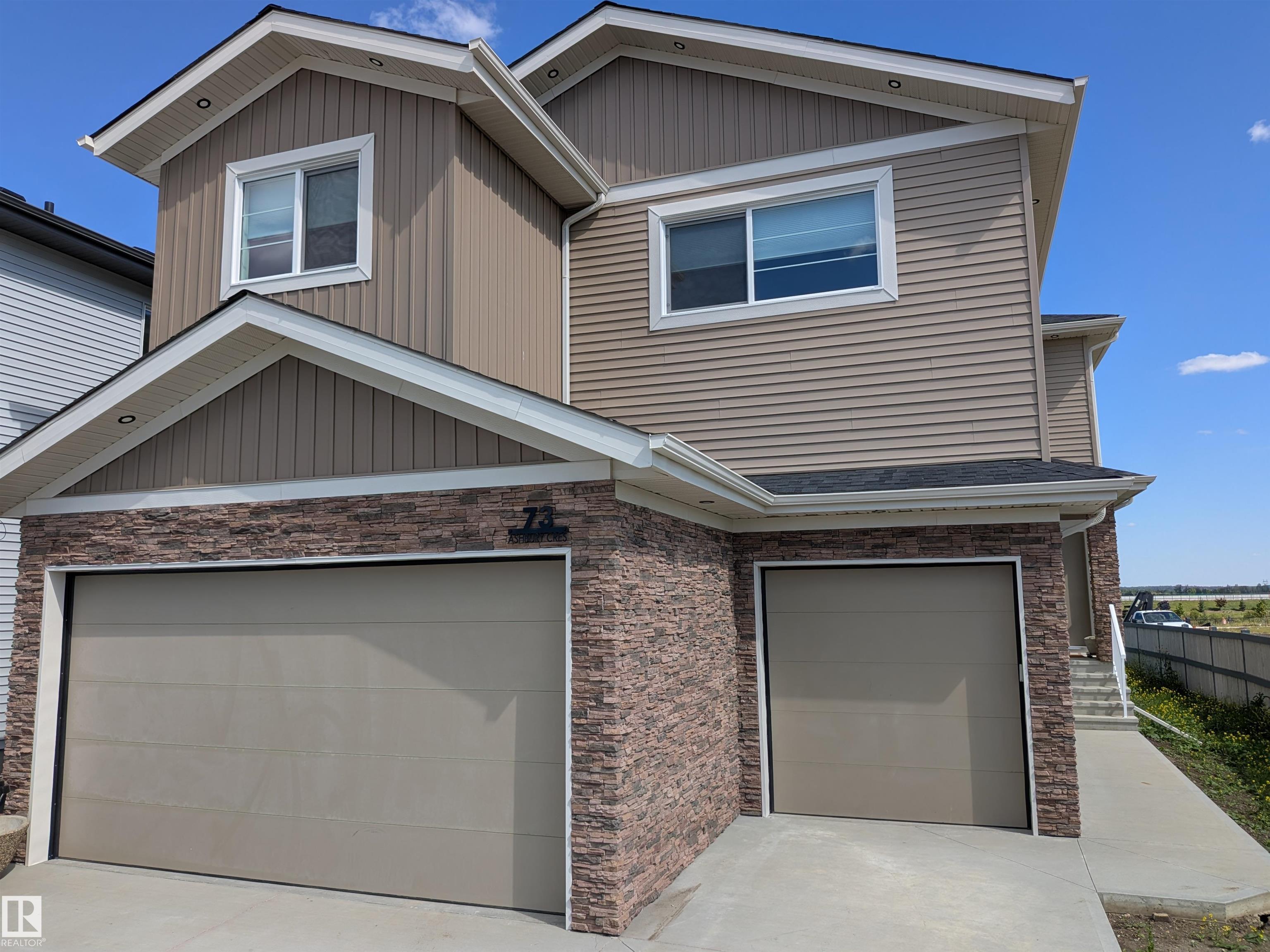 Photo 2 at 73 Ashbury Crescent, Jesperdale, Spruce Grove