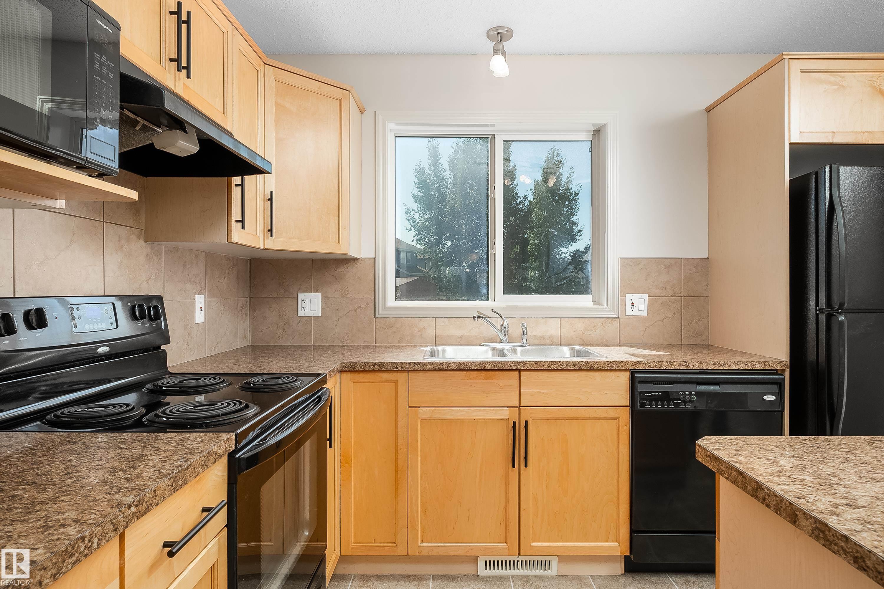 Photo 22 at 243 Southwick Way, Southfork, Leduc