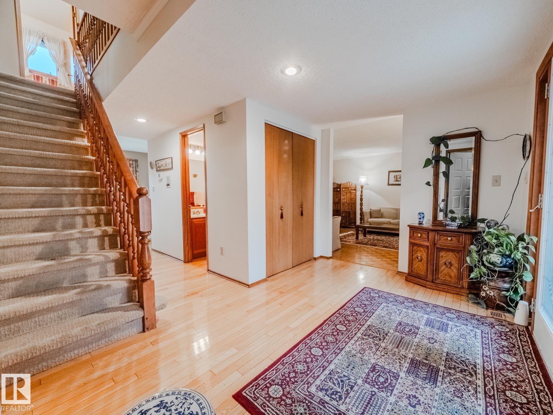 Photo 7 at 14 Greenbriar Crescent, Clarkdale Meadows, Sherwood Park