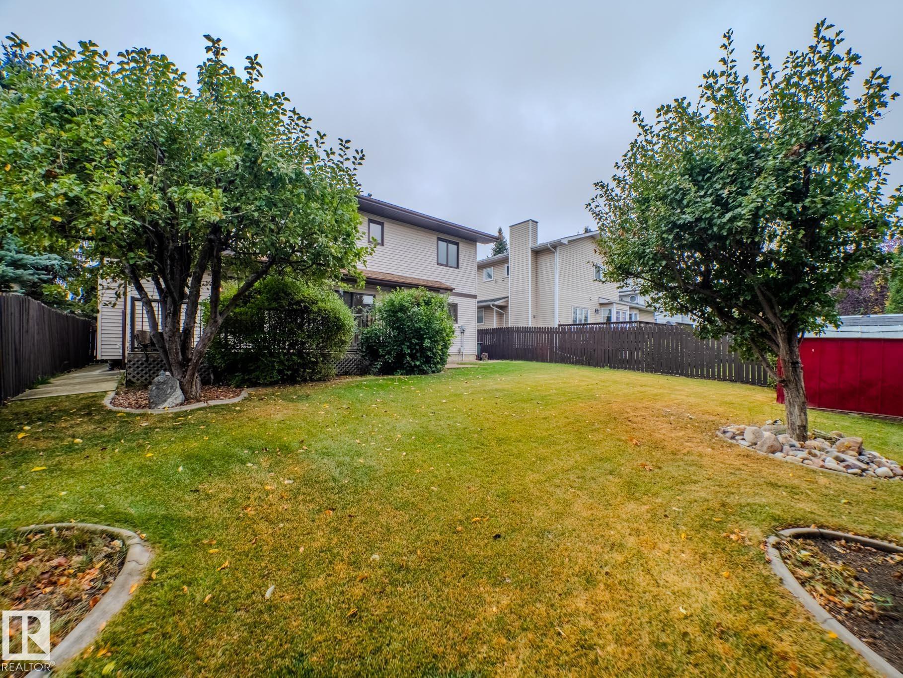Photo 64 at 14 Greenbriar Crescent, Clarkdale Meadows, Sherwood Park
