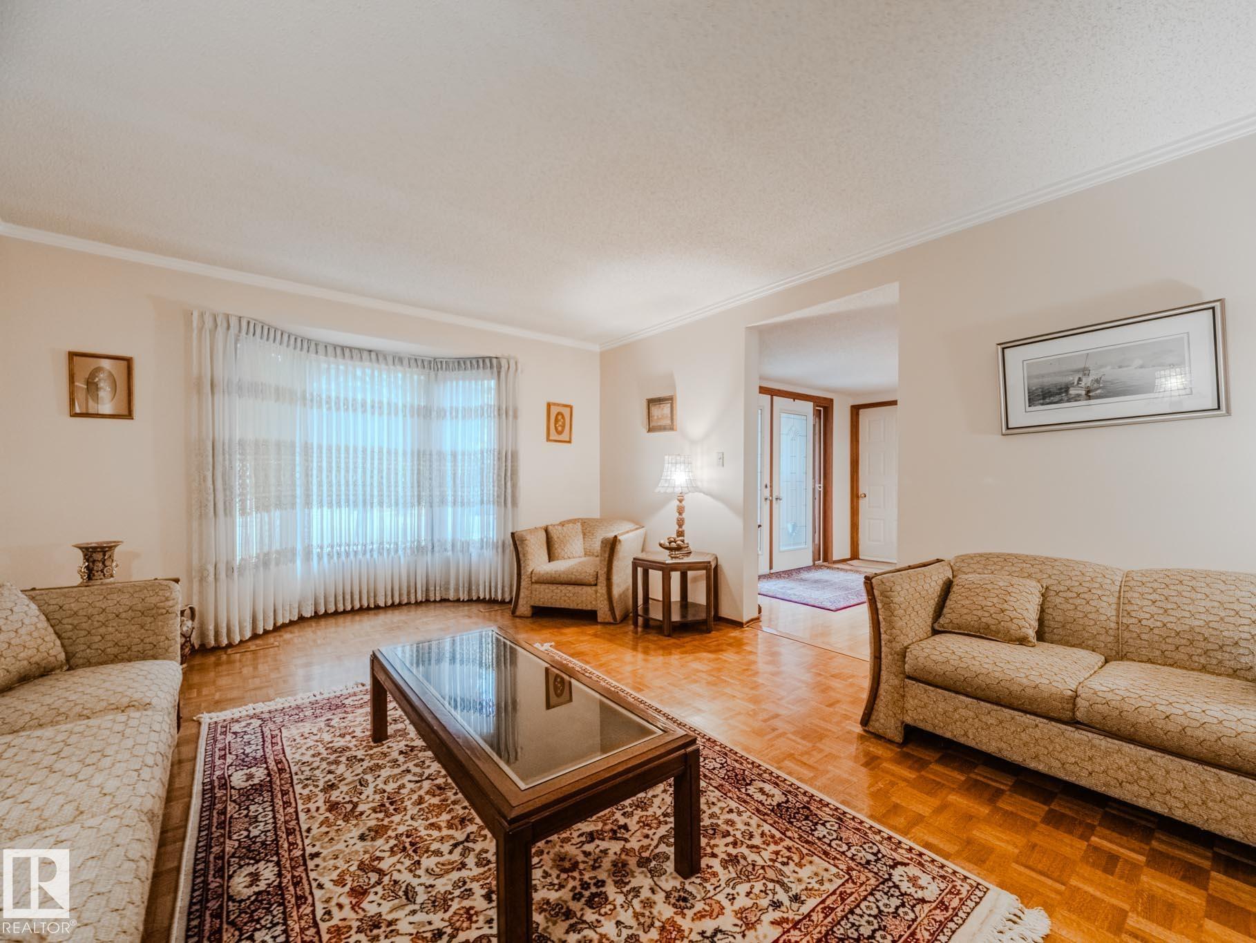 Photo 9 at 14 Greenbriar Crescent, Clarkdale Meadows, Sherwood Park