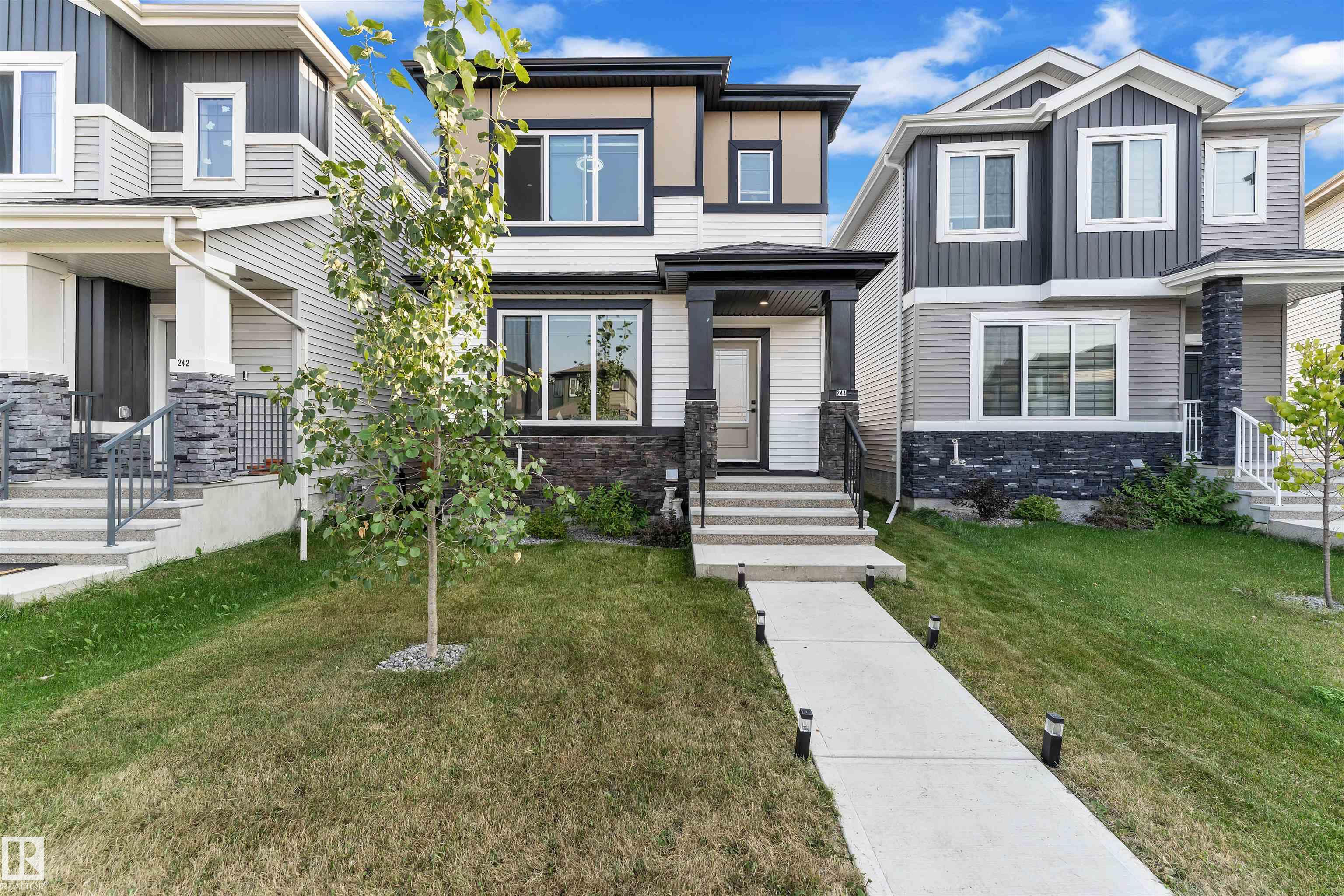 Photo 3 at 244 Rolston Wynd, Robinson, Leduc