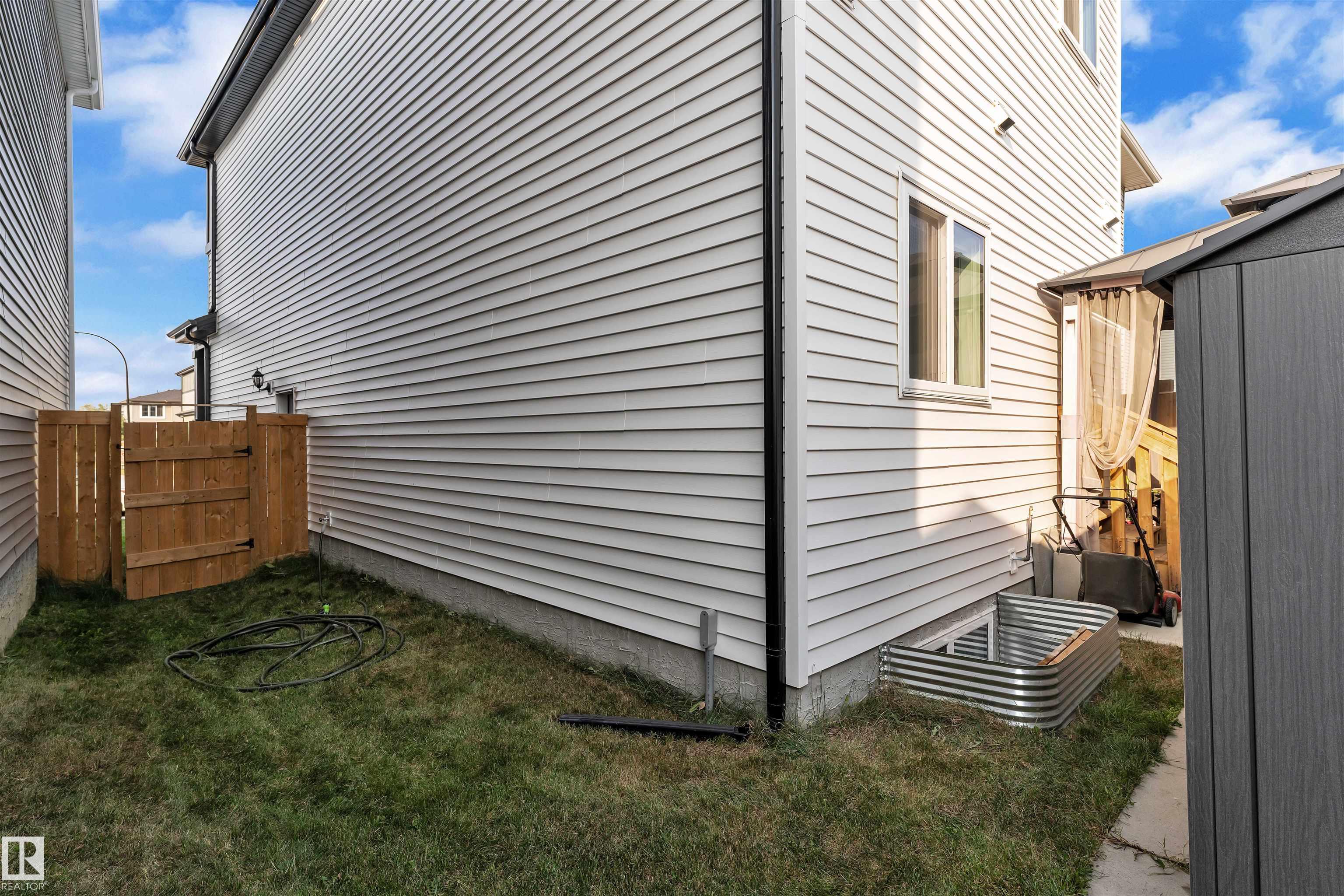 Photo 5 at 244 Rolston Wynd, Robinson, Leduc