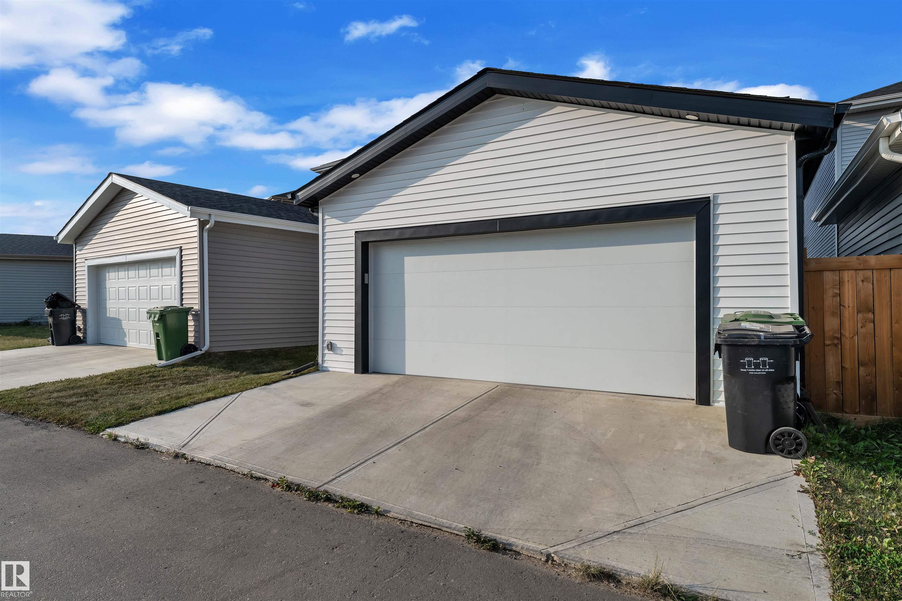 Photo 6 at 244 Rolston Wynd, Robinson, Leduc