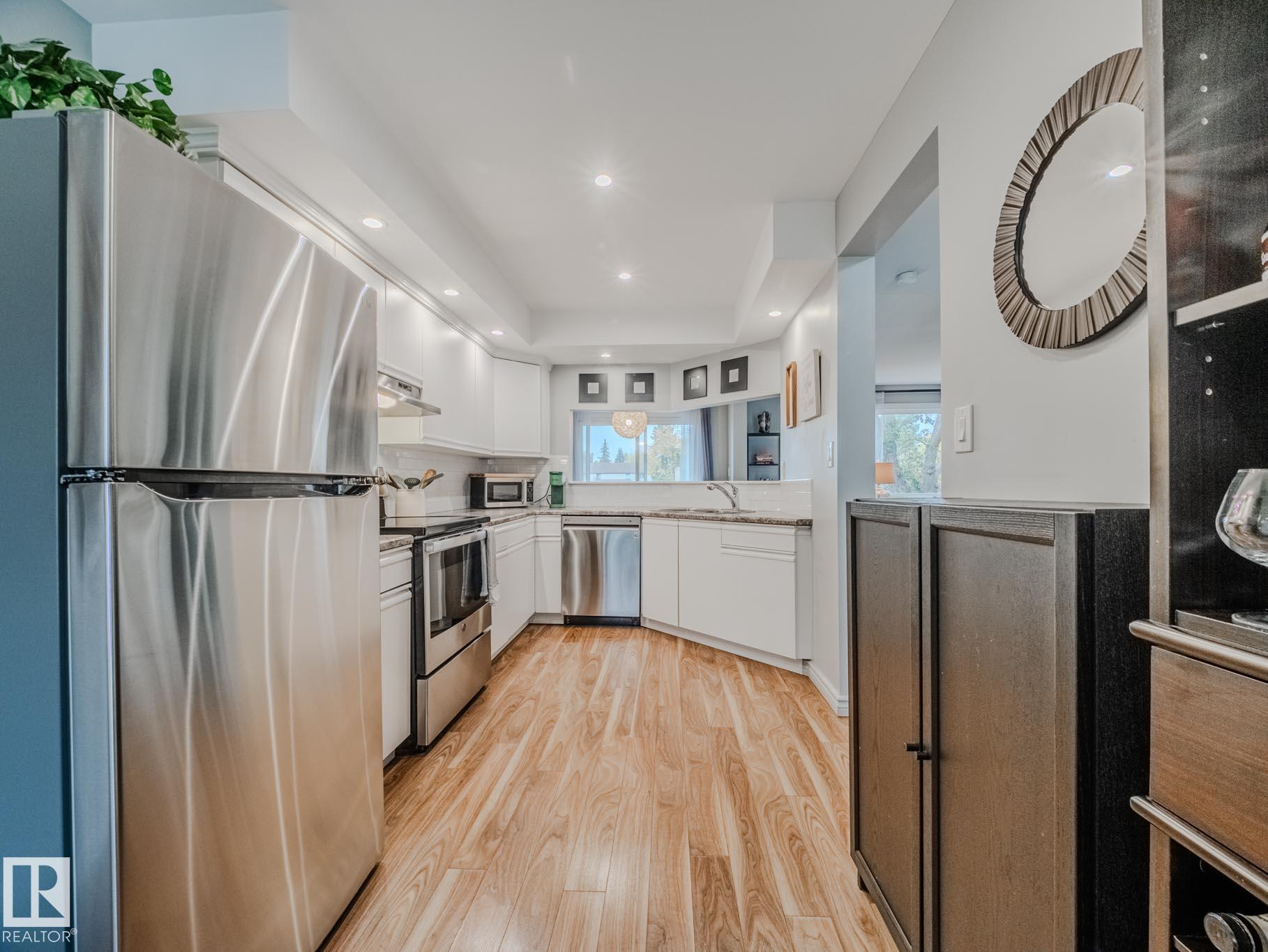 Photo 9 at 168 Grandin Village, Grandin, St. Albert