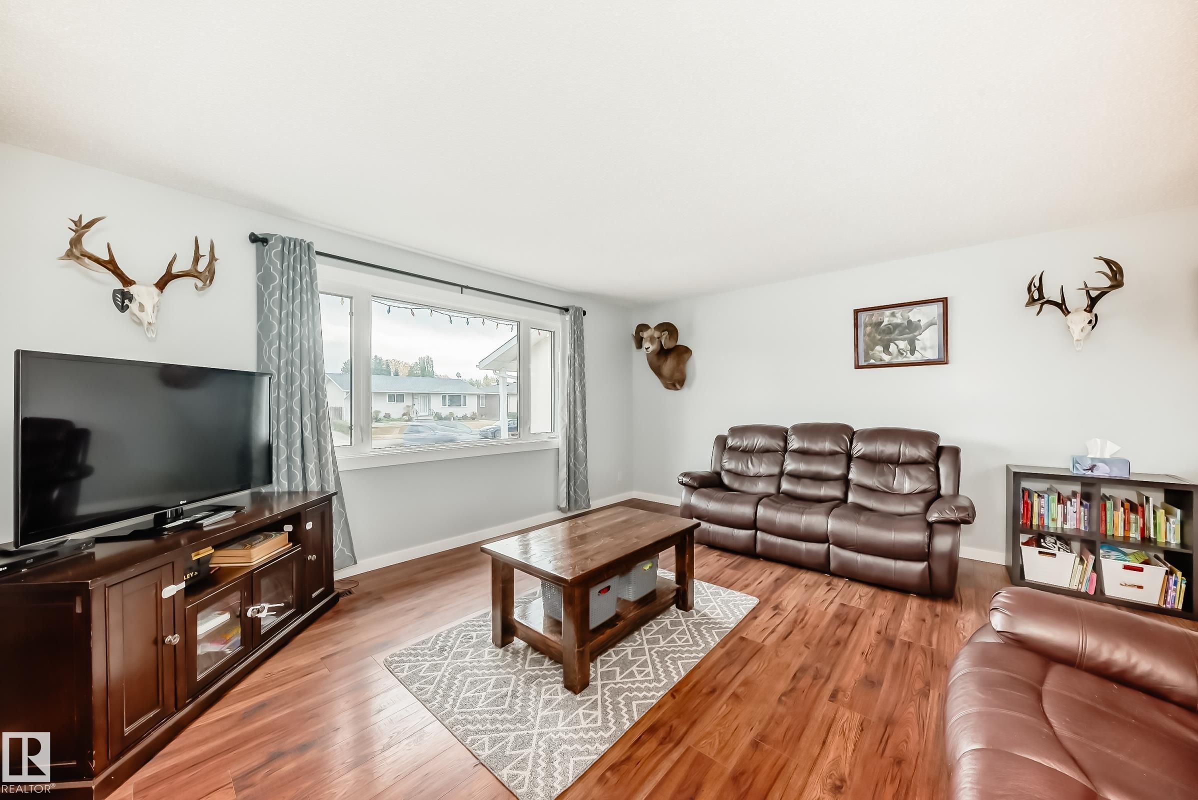Photo 14 at 13046 32a Street NW, Belmont, Edmonton