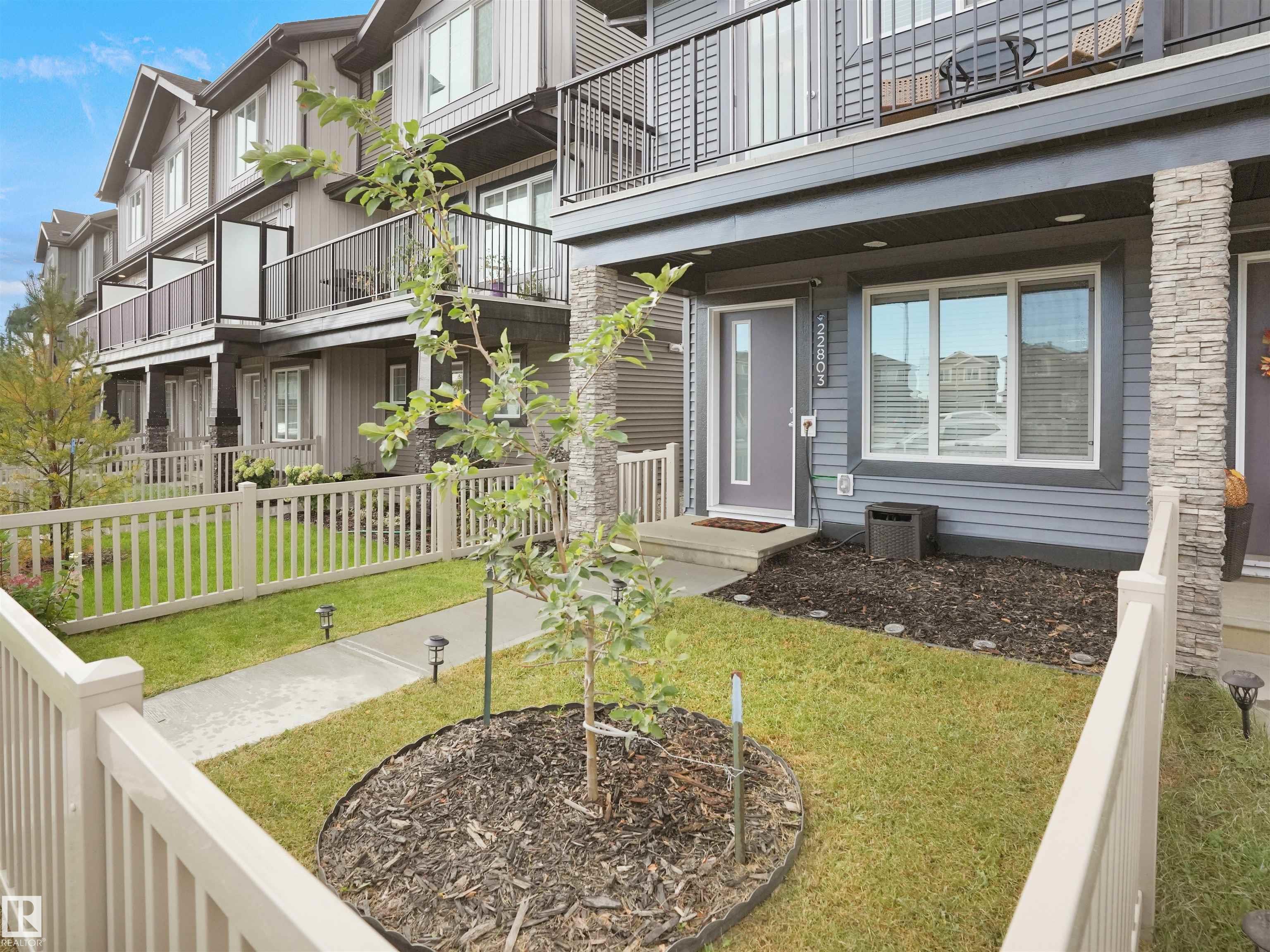 Photo 4 at 22803 84 Avenue NW, Rosenthal, Edmonton