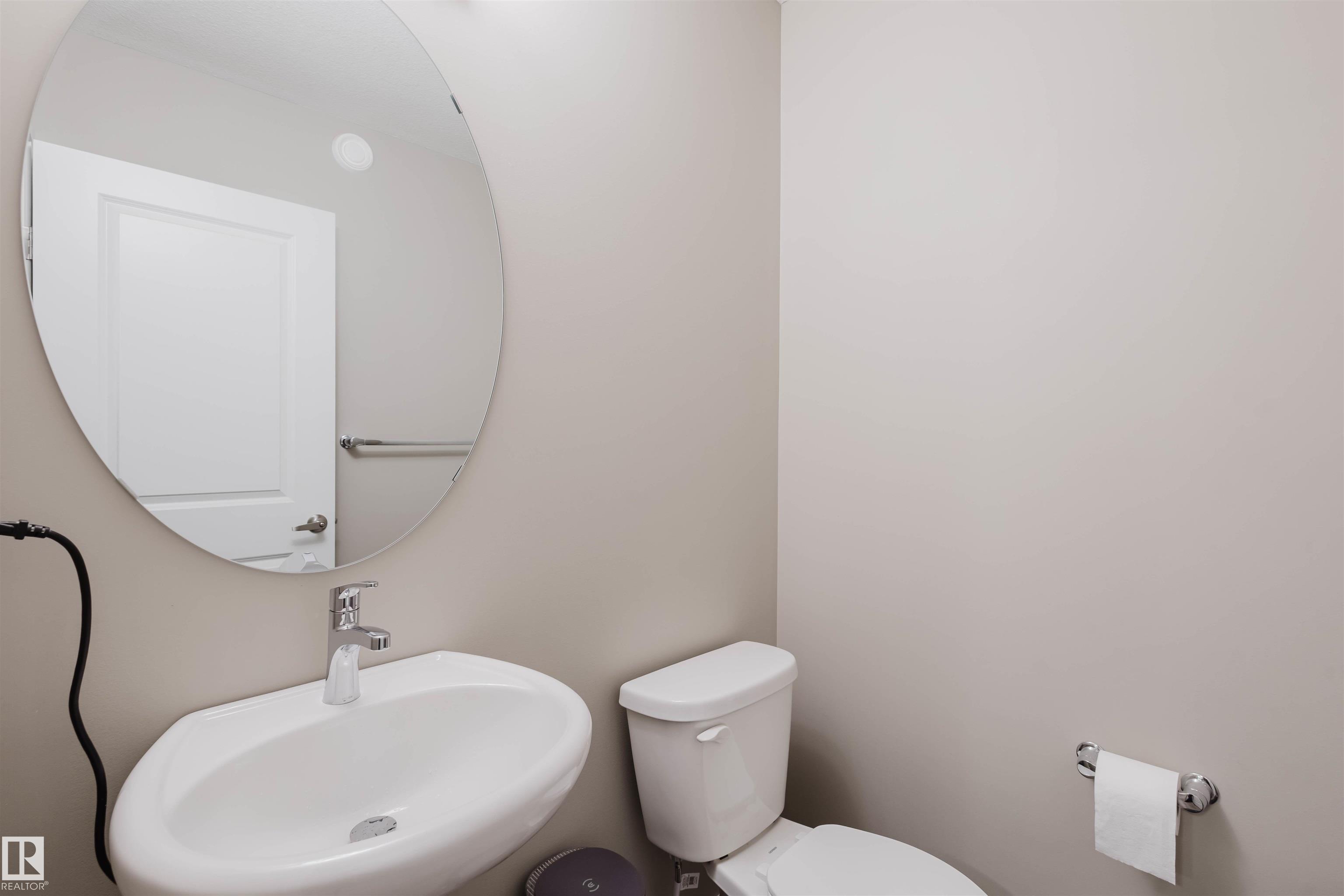Photo 13 at 20808 19 Avenue NW, Stillwater, Edmonton