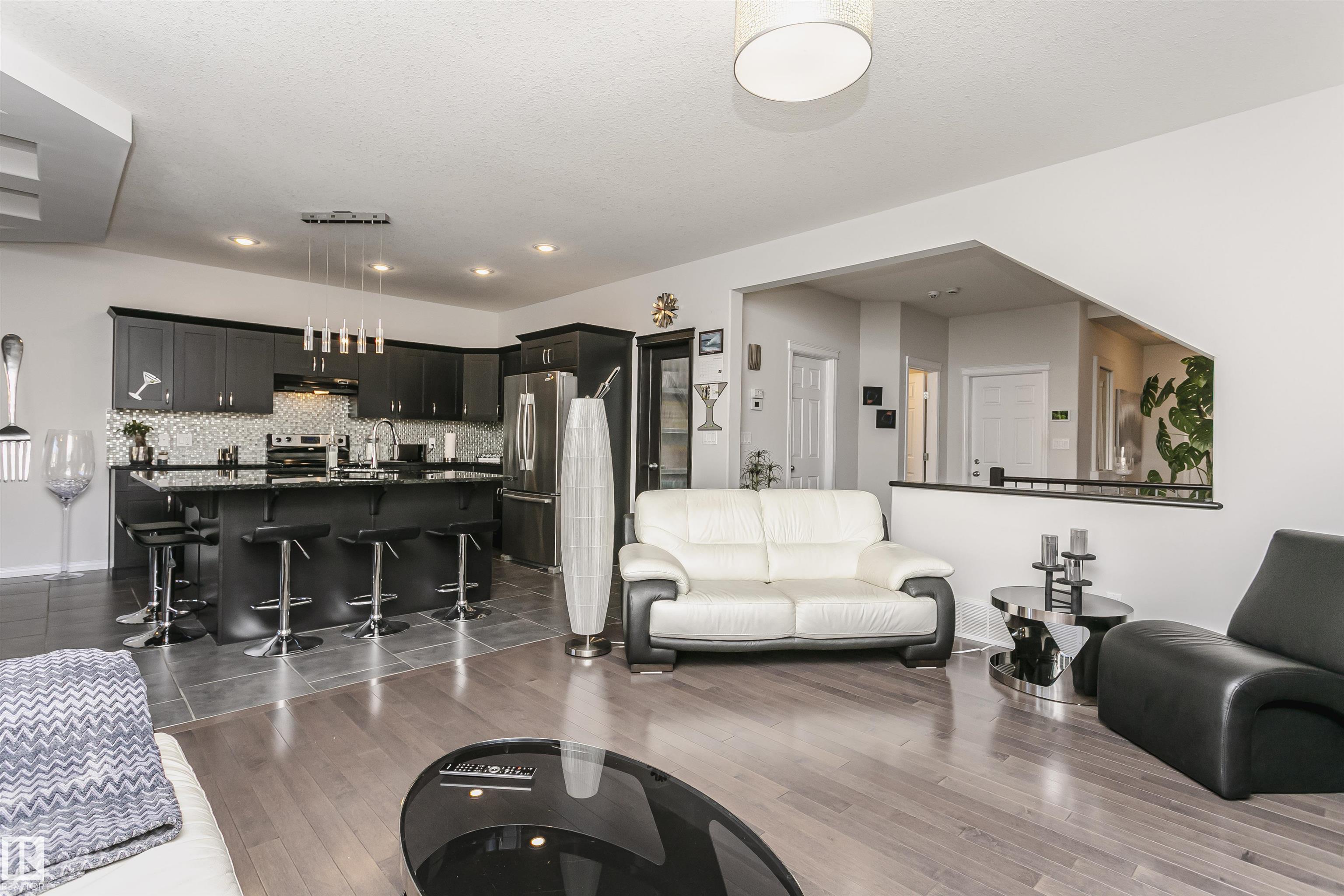 Photo 11 at 12936 201 Street NW, Trumpeter Area, Edmonton