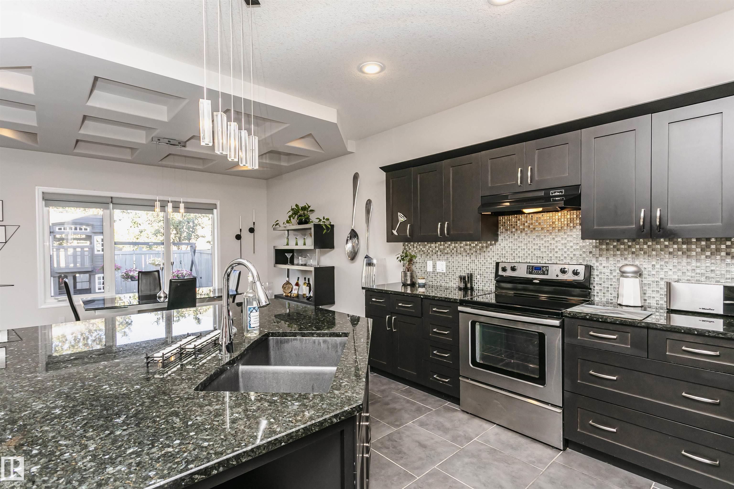 Photo 19 at 12936 201 Street NW, Trumpeter Area, Edmonton