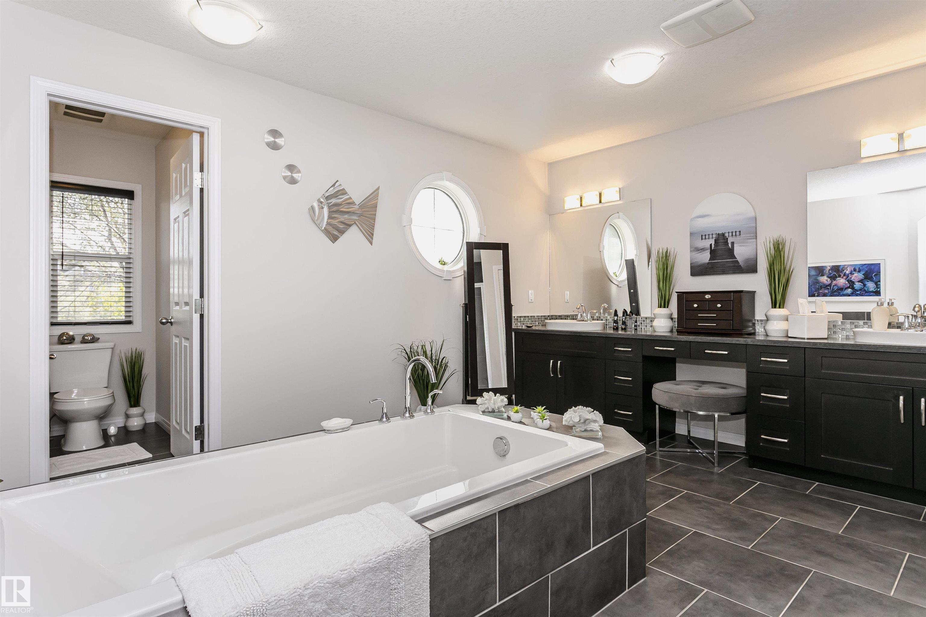 Photo 35 at 12936 201 Street NW, Trumpeter Area, Edmonton