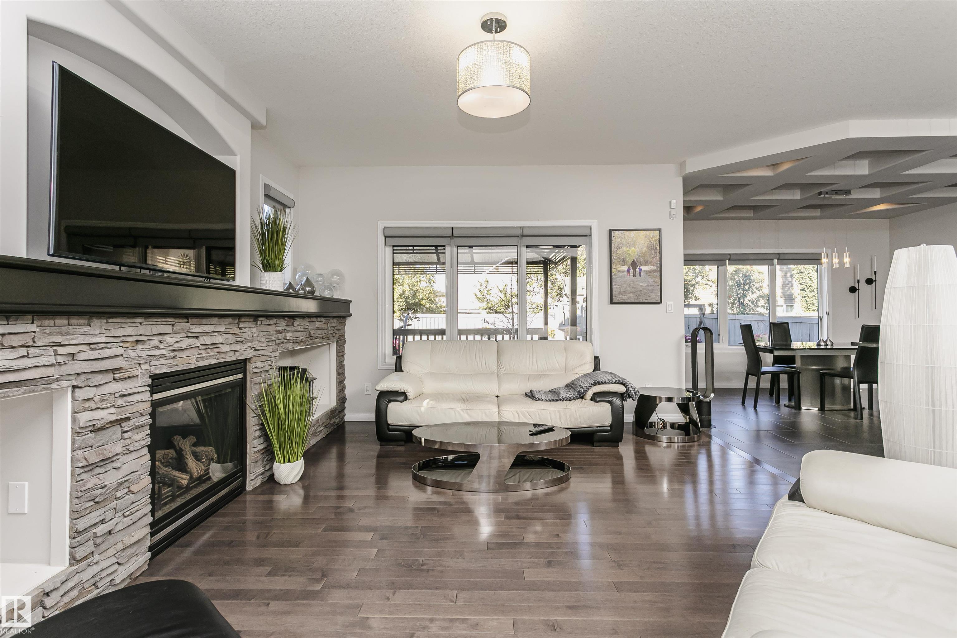 Photo 8 at 12936 201 Street NW, Trumpeter Area, Edmonton