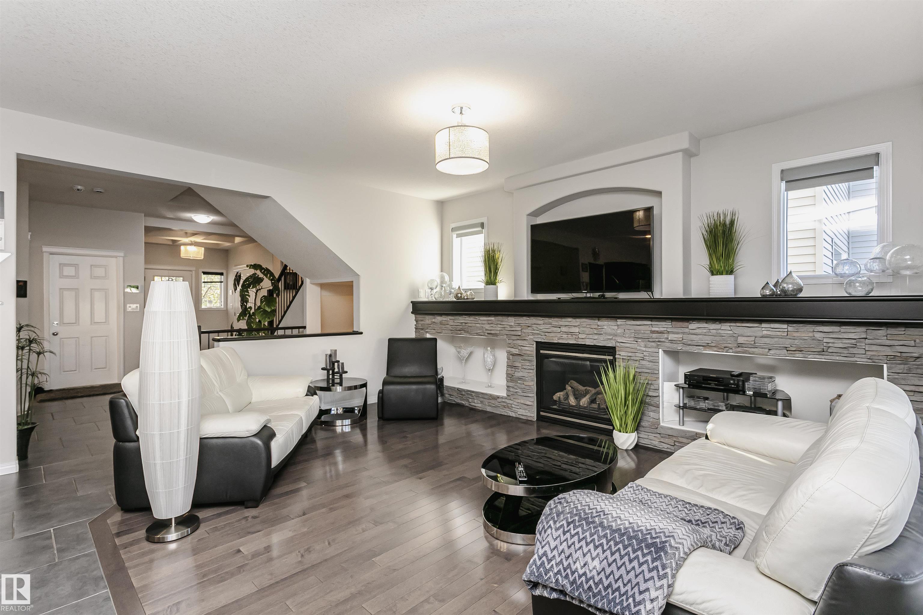 Photo 10 at 12936 201 Street NW, Trumpeter Area, Edmonton