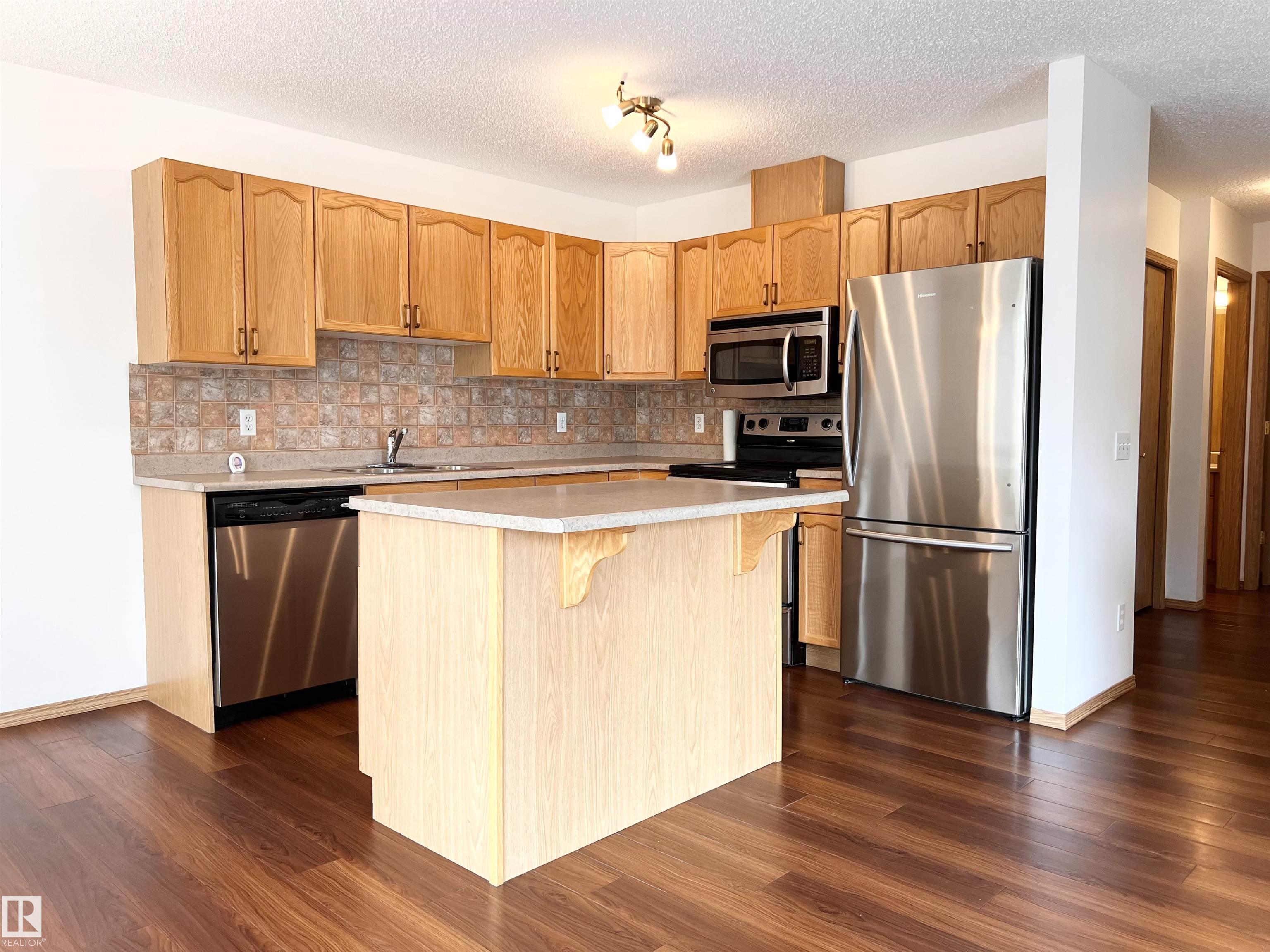 Photo 12 at 19 - 10909 106 Street NW, Central Mcdougall, Edmonton