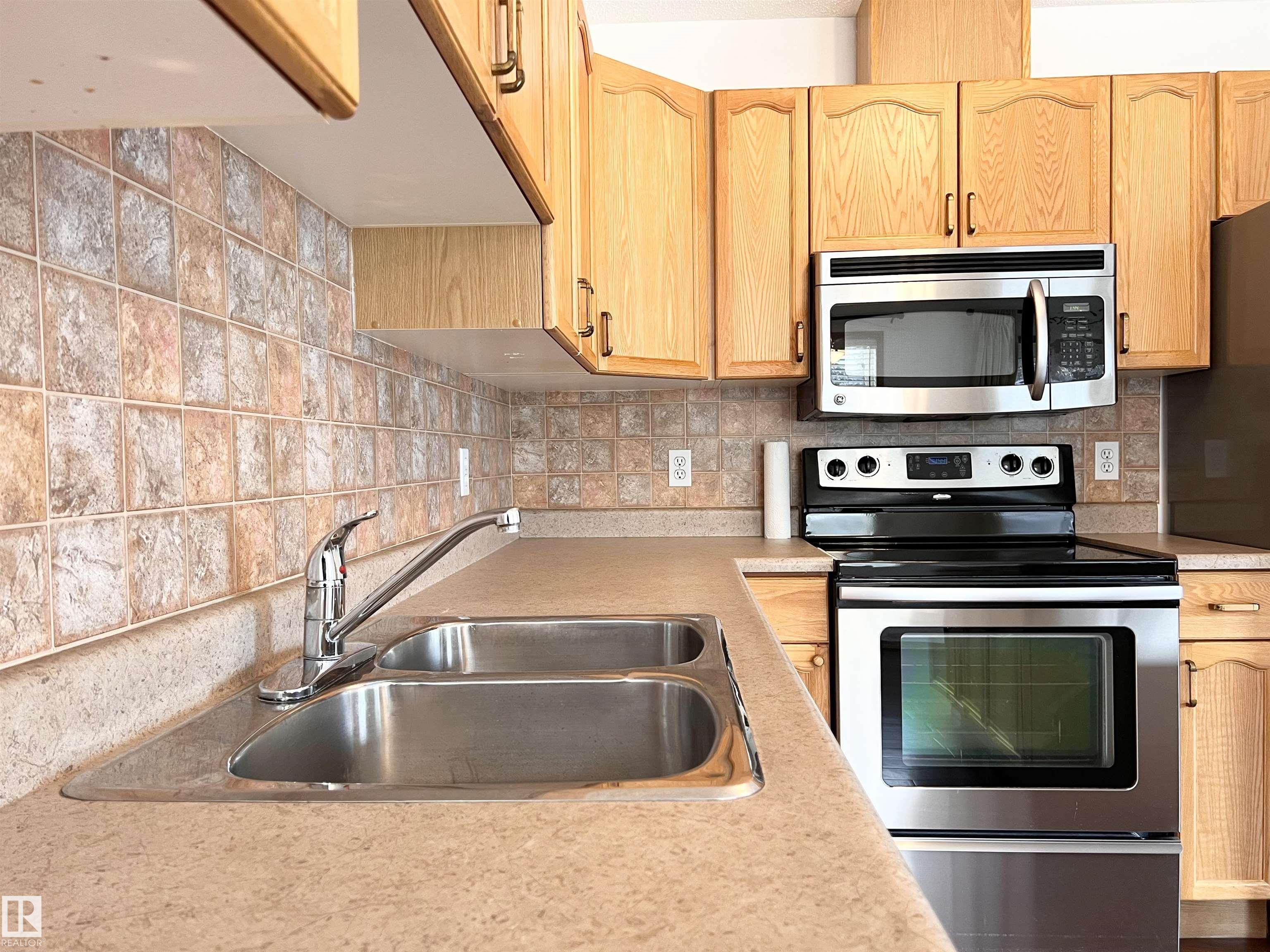Photo 15 at 19 - 10909 106 Street NW, Central Mcdougall, Edmonton