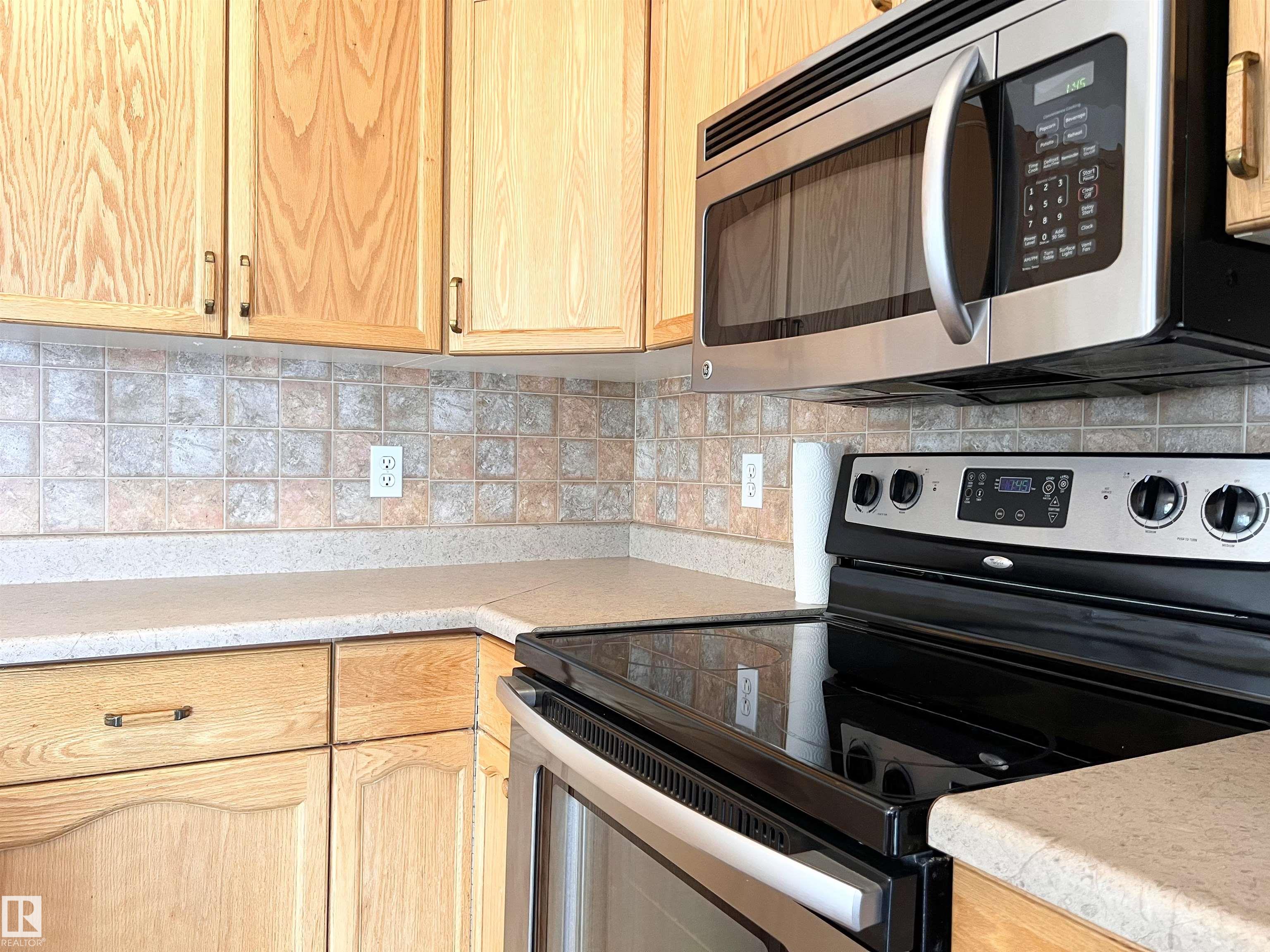 Photo 16 at 19 - 10909 106 Street NW, Central Mcdougall, Edmonton