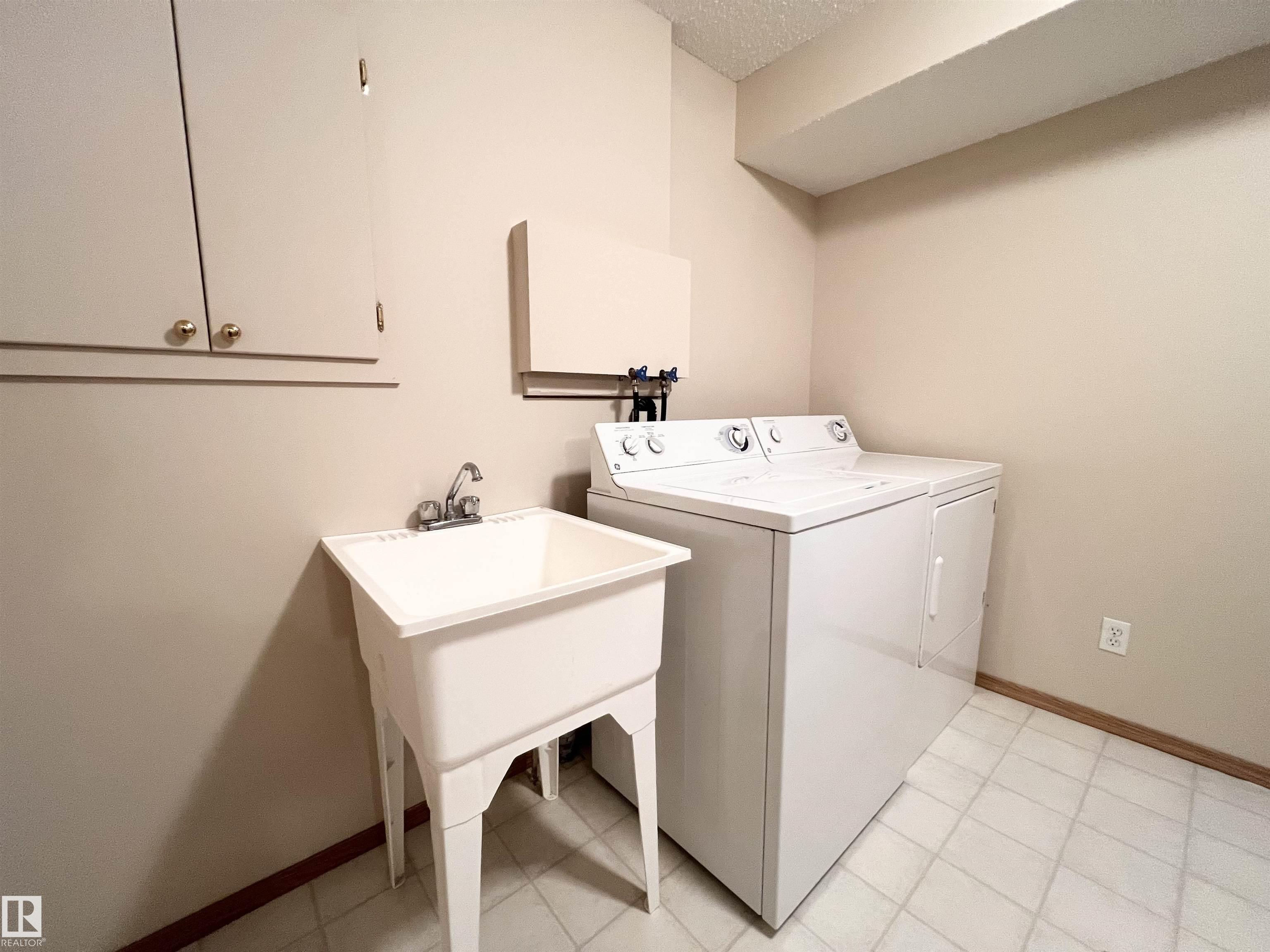 Photo 32 at 19 - 10909 106 Street NW, Central Mcdougall, Edmonton