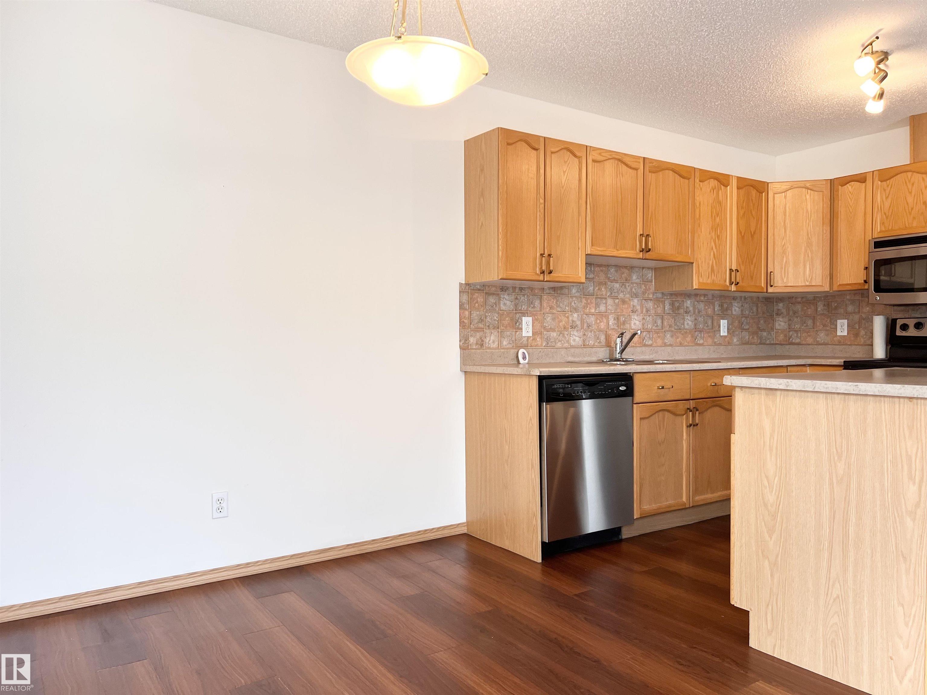 Photo 8 at 19 - 10909 106 Street NW, Central Mcdougall, Edmonton
