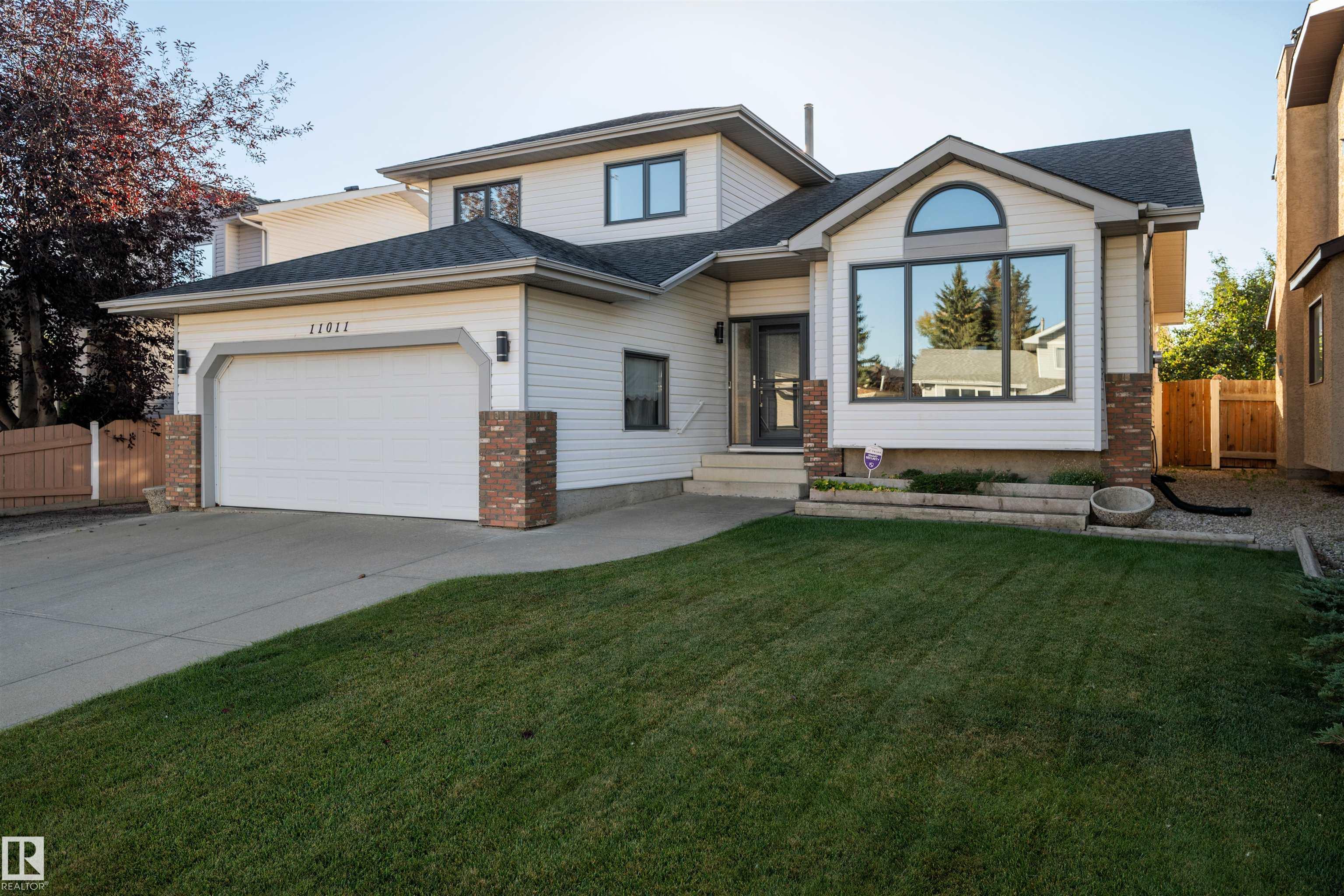 11011 11 Avenue NW, Twin Brooks, Edmonton 
