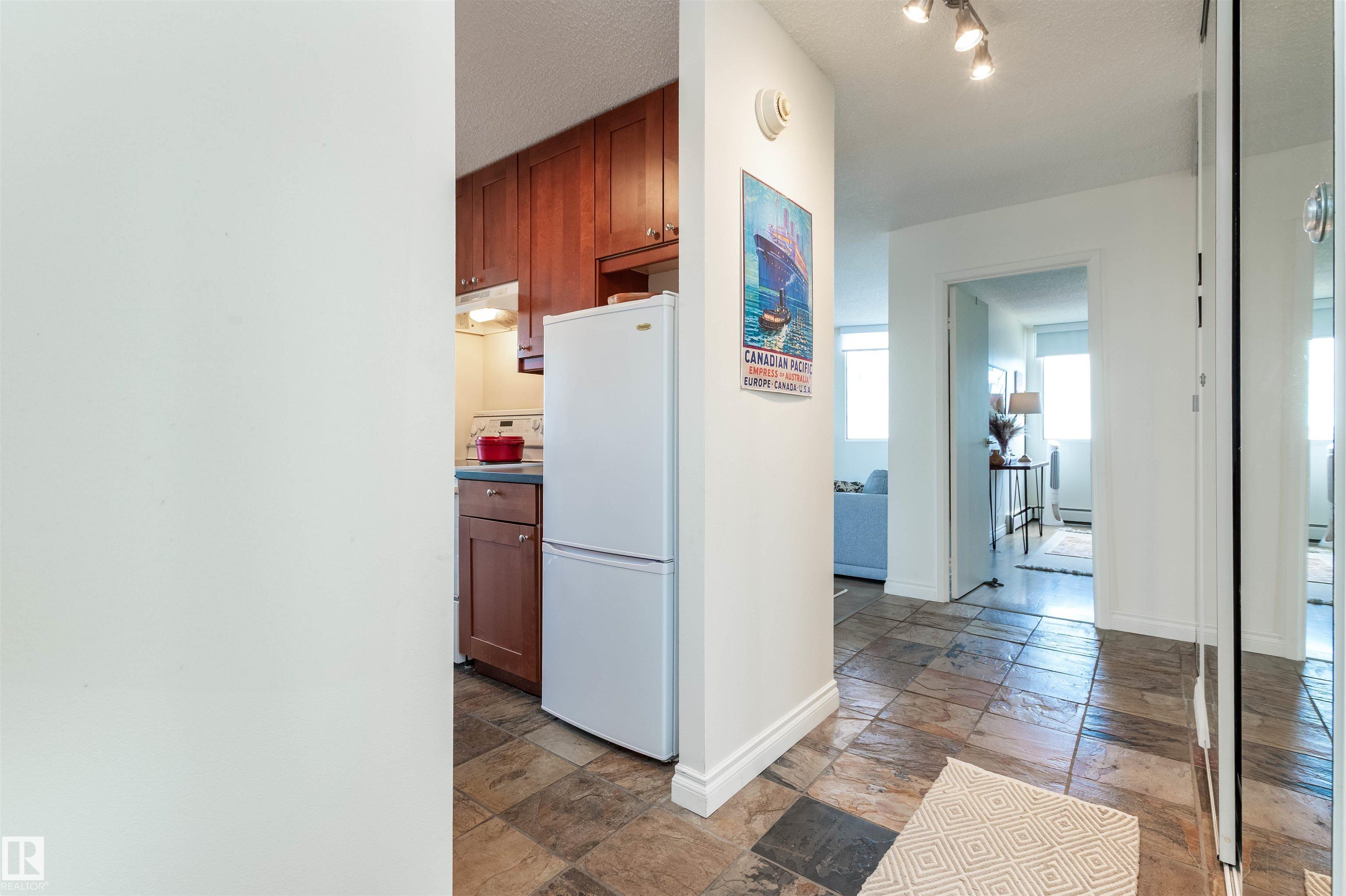 Photo 14 at 801 - 12141 Jasper Avenue NW, Wîhkwêntôwin, Edmonton