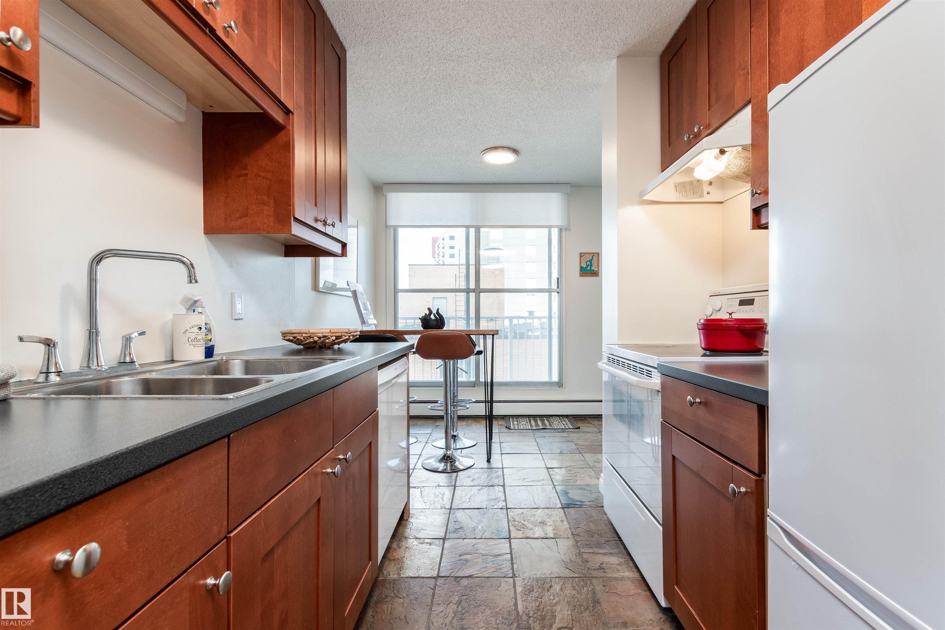 Photo 16 at 801 - 12141 Jasper Avenue NW, Wîhkwêntôwin, Edmonton
