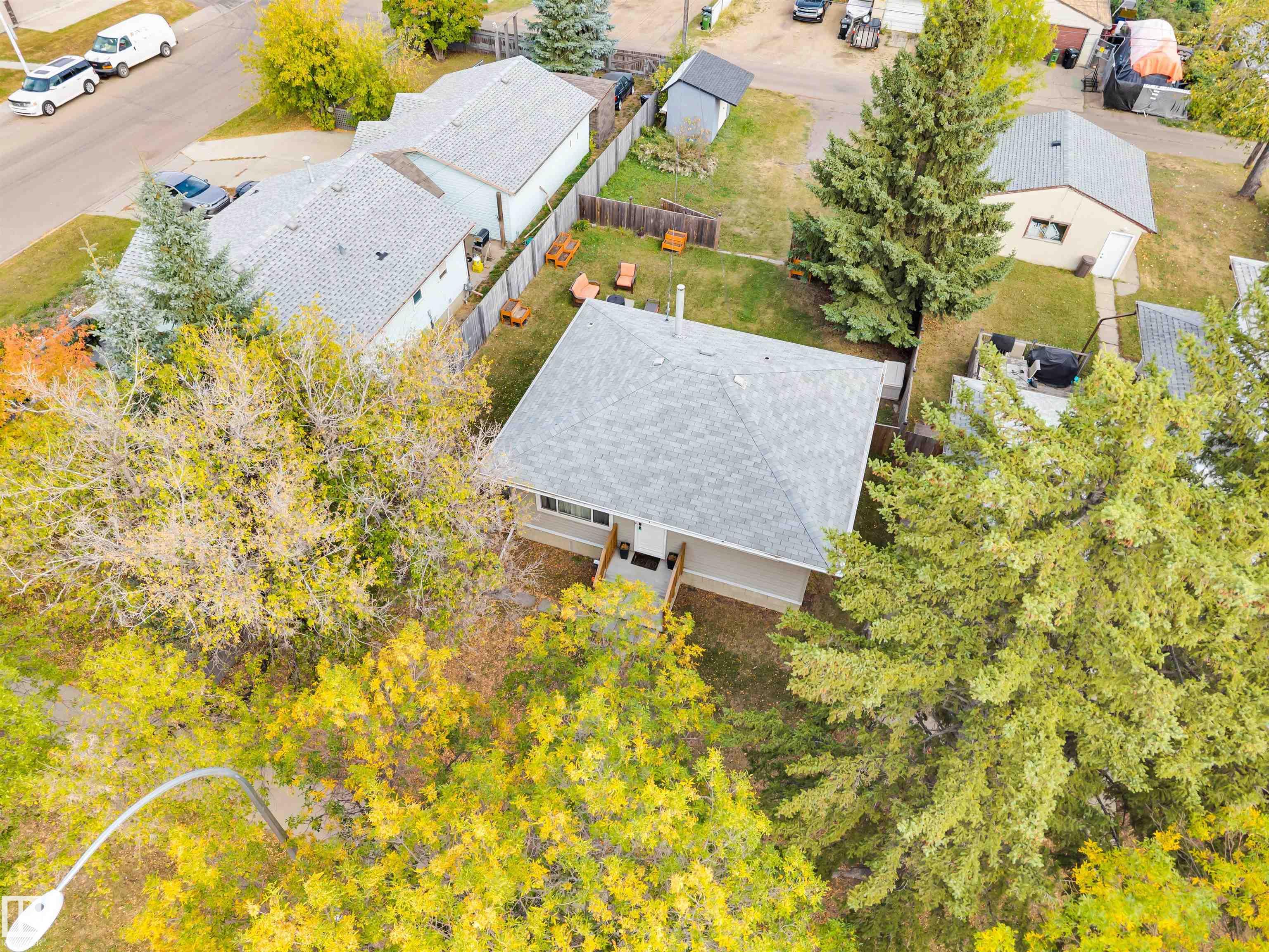 Photo 2 at 10455 163 Street NW, Britannia Youngstown, Edmonton