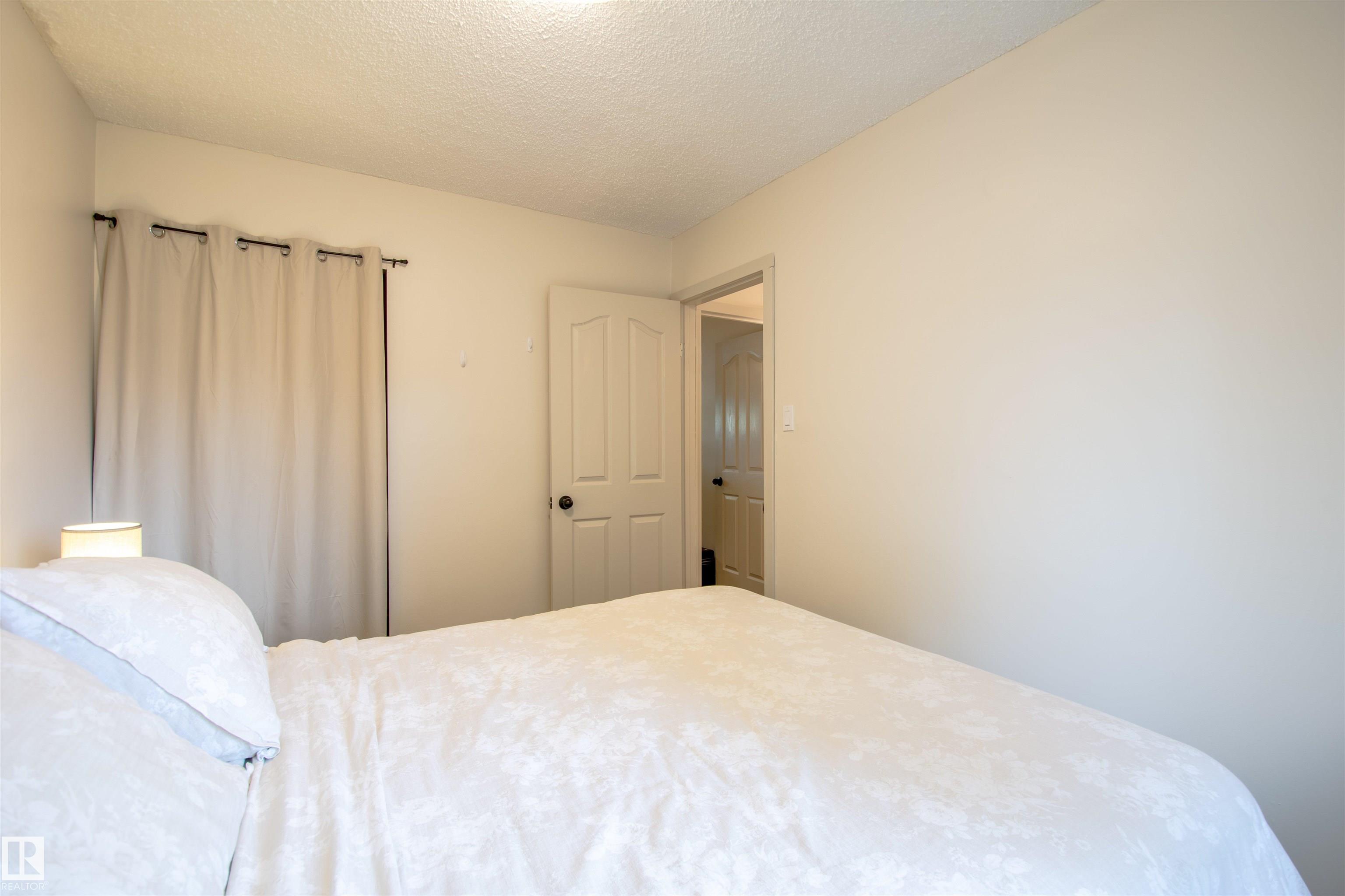 Photo 18 at 10455 163 Street NW, Britannia Youngstown, Edmonton
