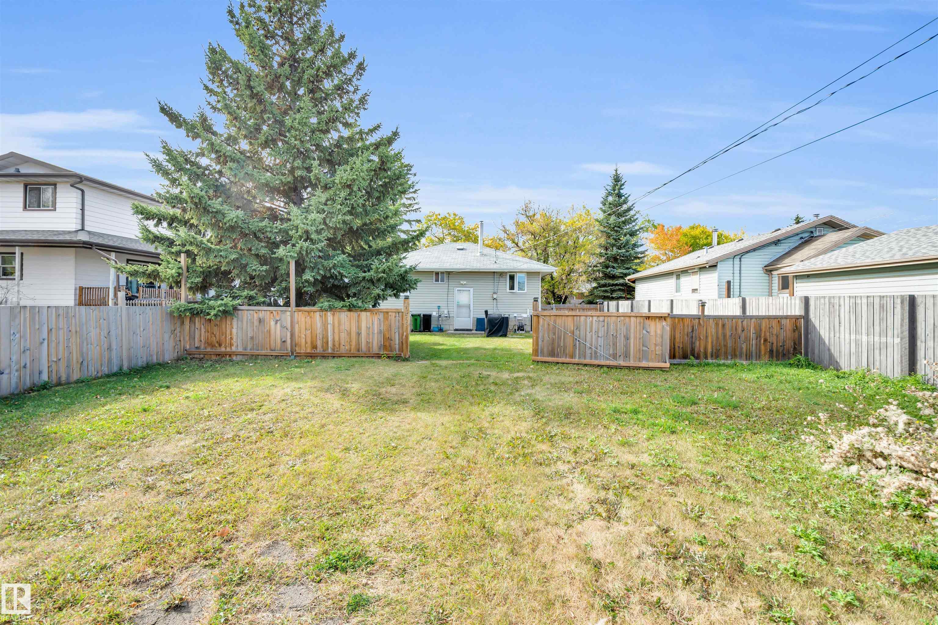 Photo 37 at 10455 163 Street NW, Britannia Youngstown, Edmonton